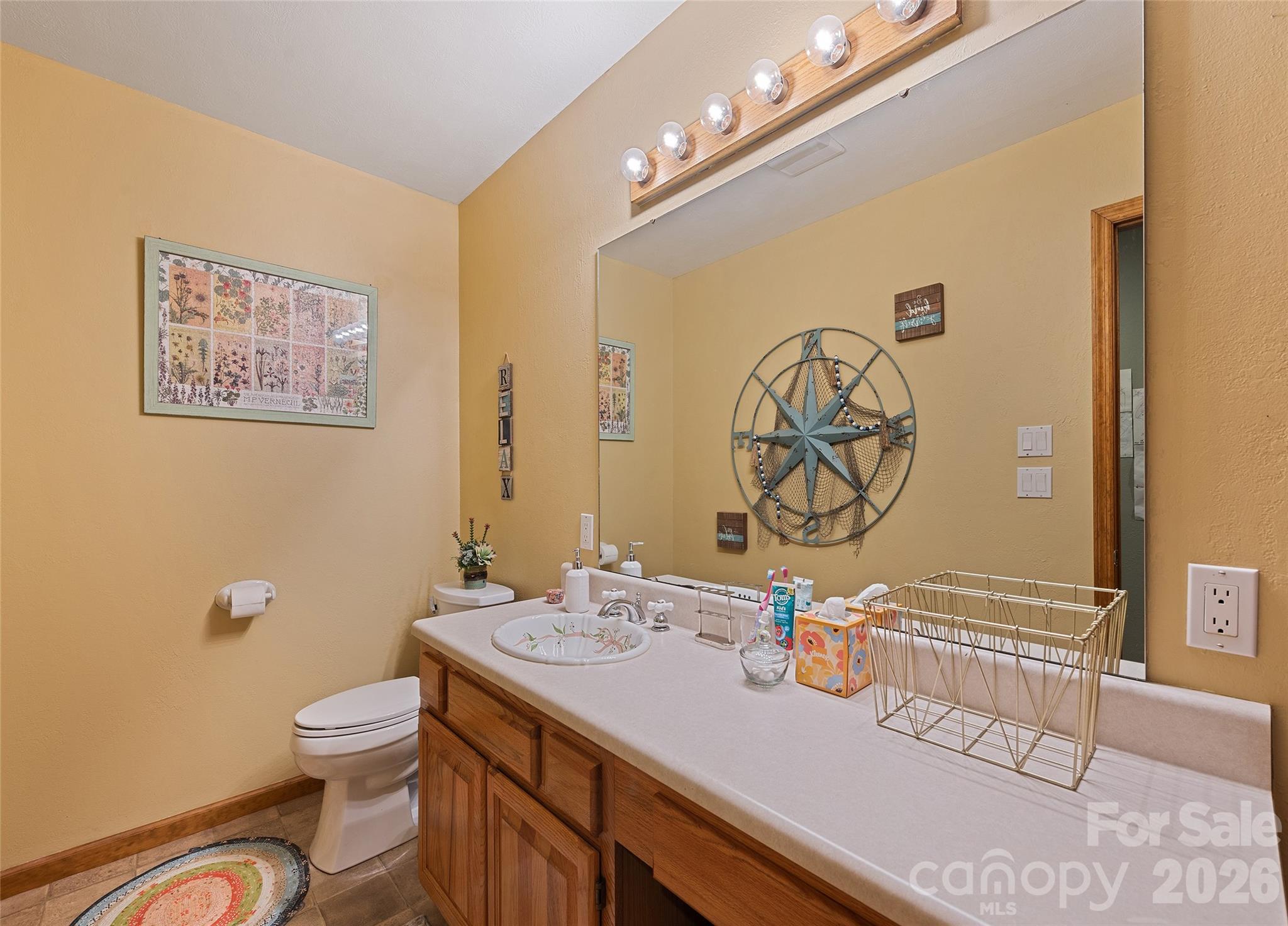 400 Sunset Heights Property Photo 27