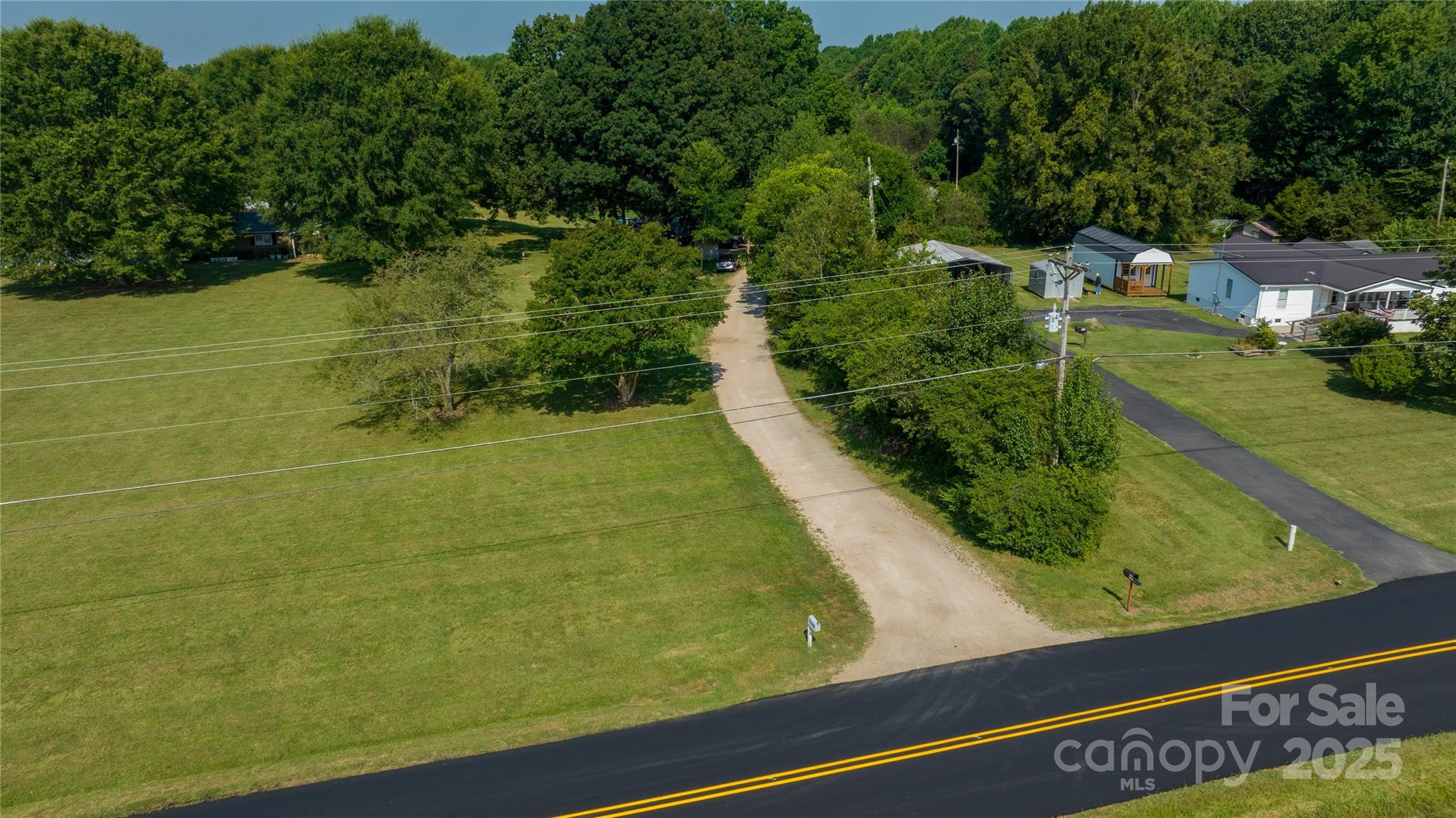 567 Shinnville Road Property Photo 5