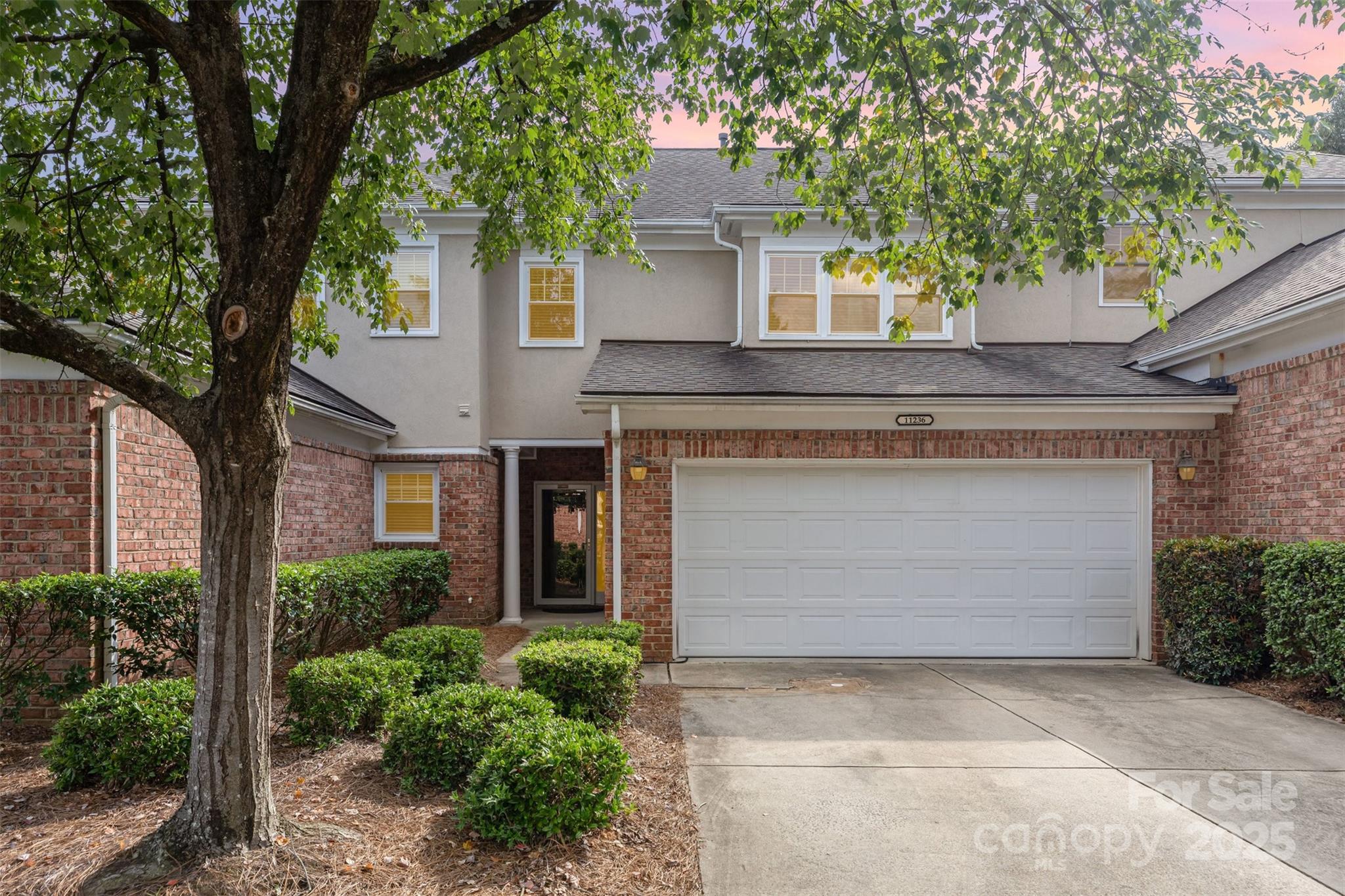 11236 Villa Trace Place Property Photo 1