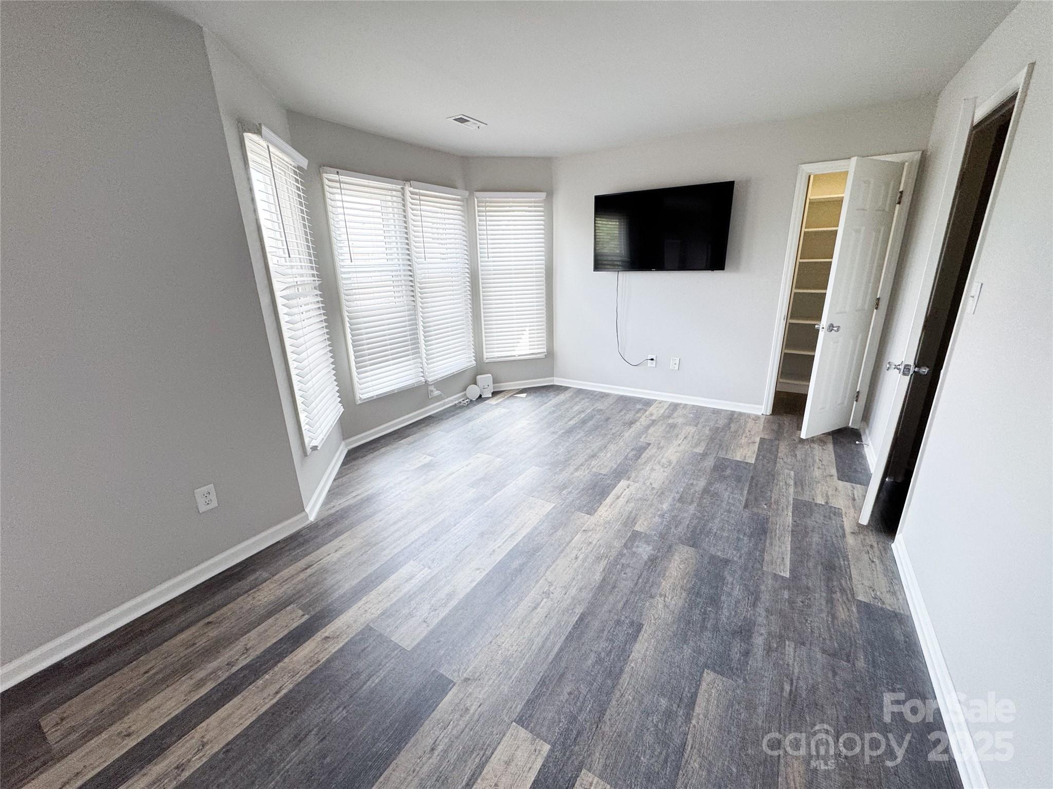 9211 Ravenwing Drive 9211 Property Photo 12