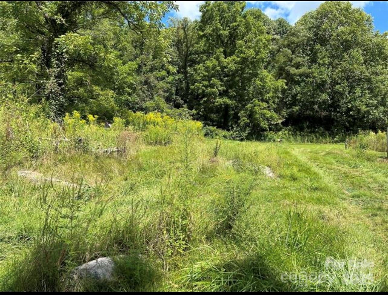 108 Lanning Road Property Photo 11