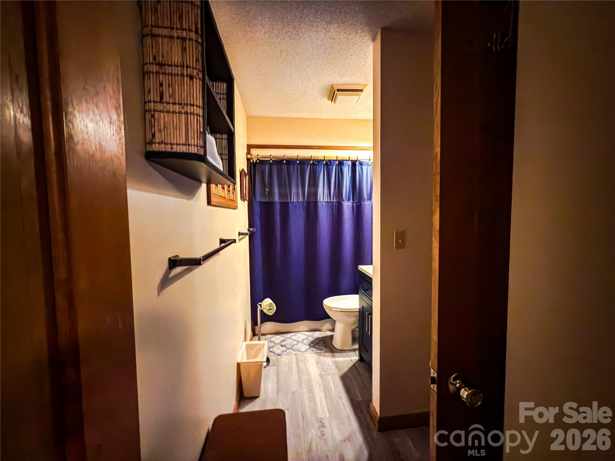 222 West Lake Drive Property Photo 12