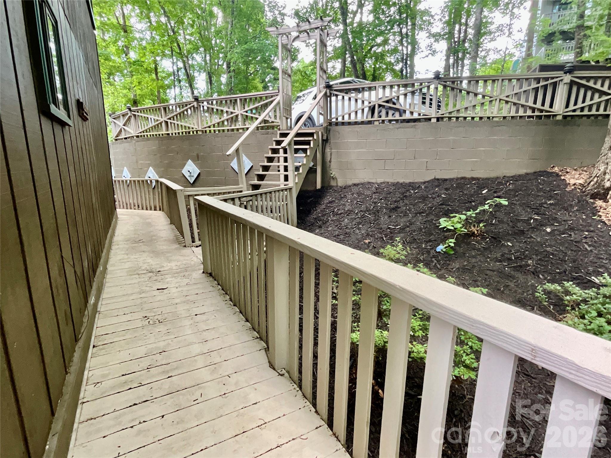 222 West Lake Drive Property Photo 23