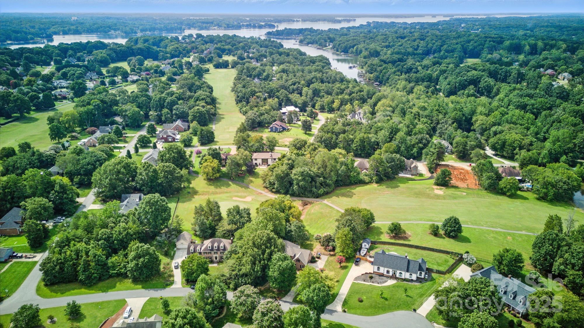 147 Old Squaw Road Property Photo 3