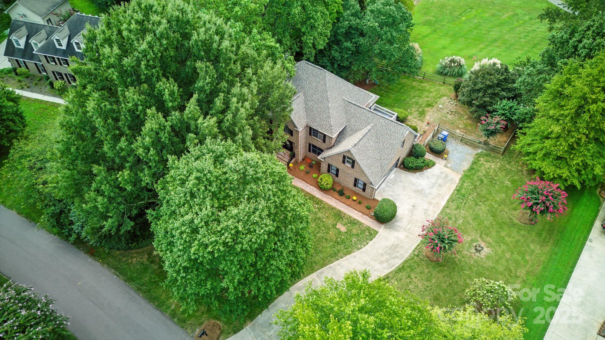 147 Old Squaw Road Property Photo 4