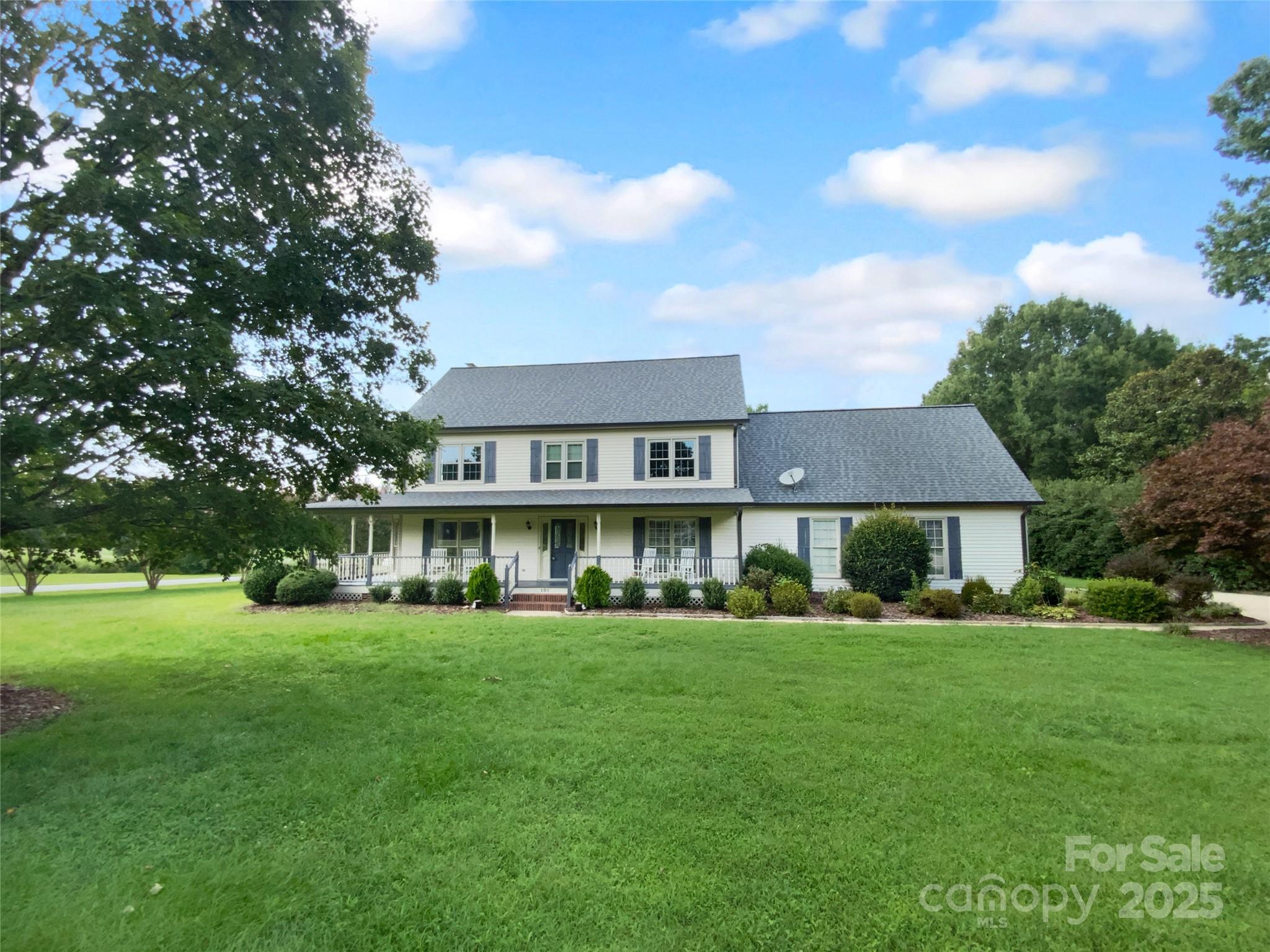 101 Chippewa Trail Property Photo 1