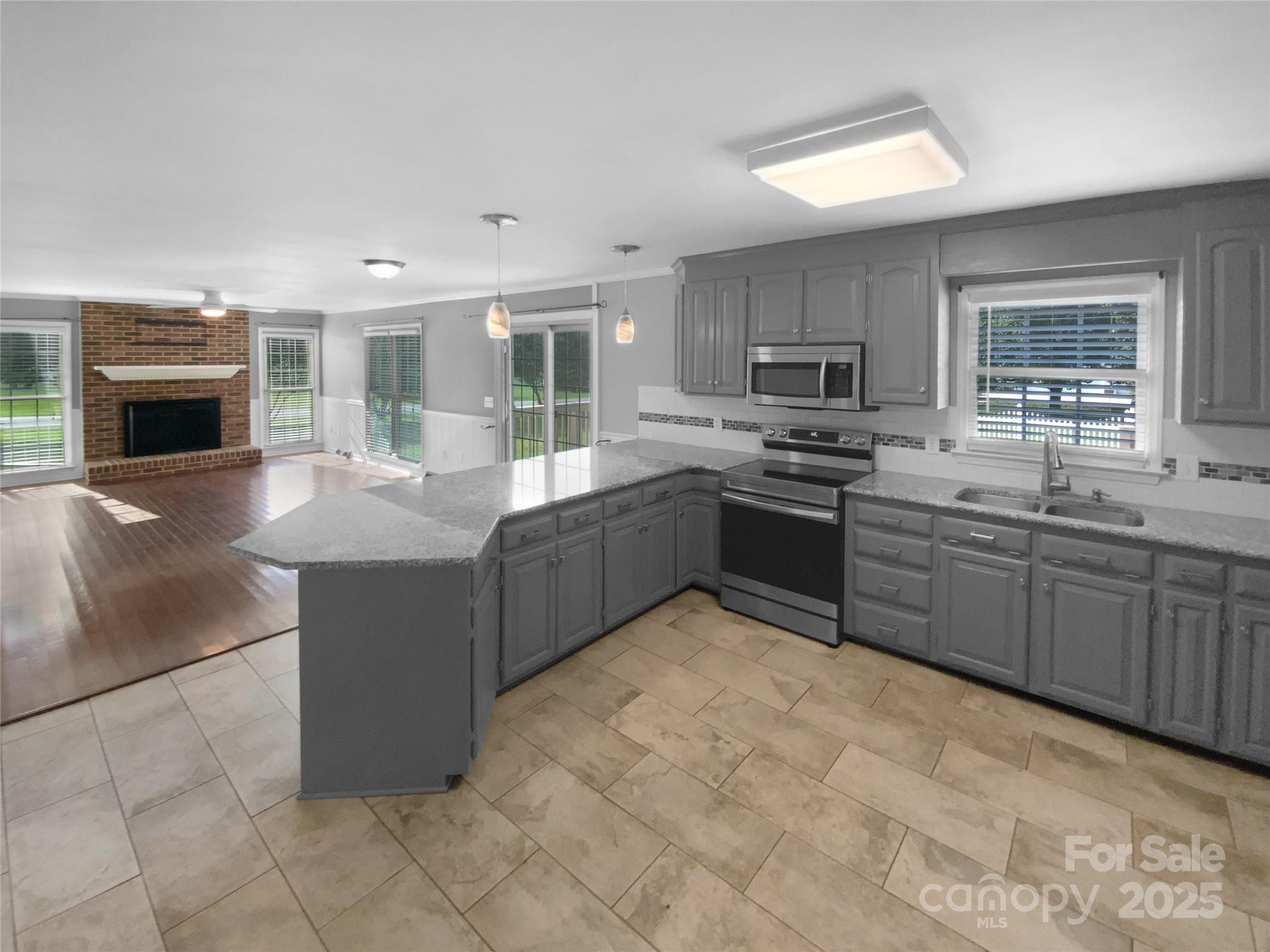 101 Chippewa Trail Property Photo 6