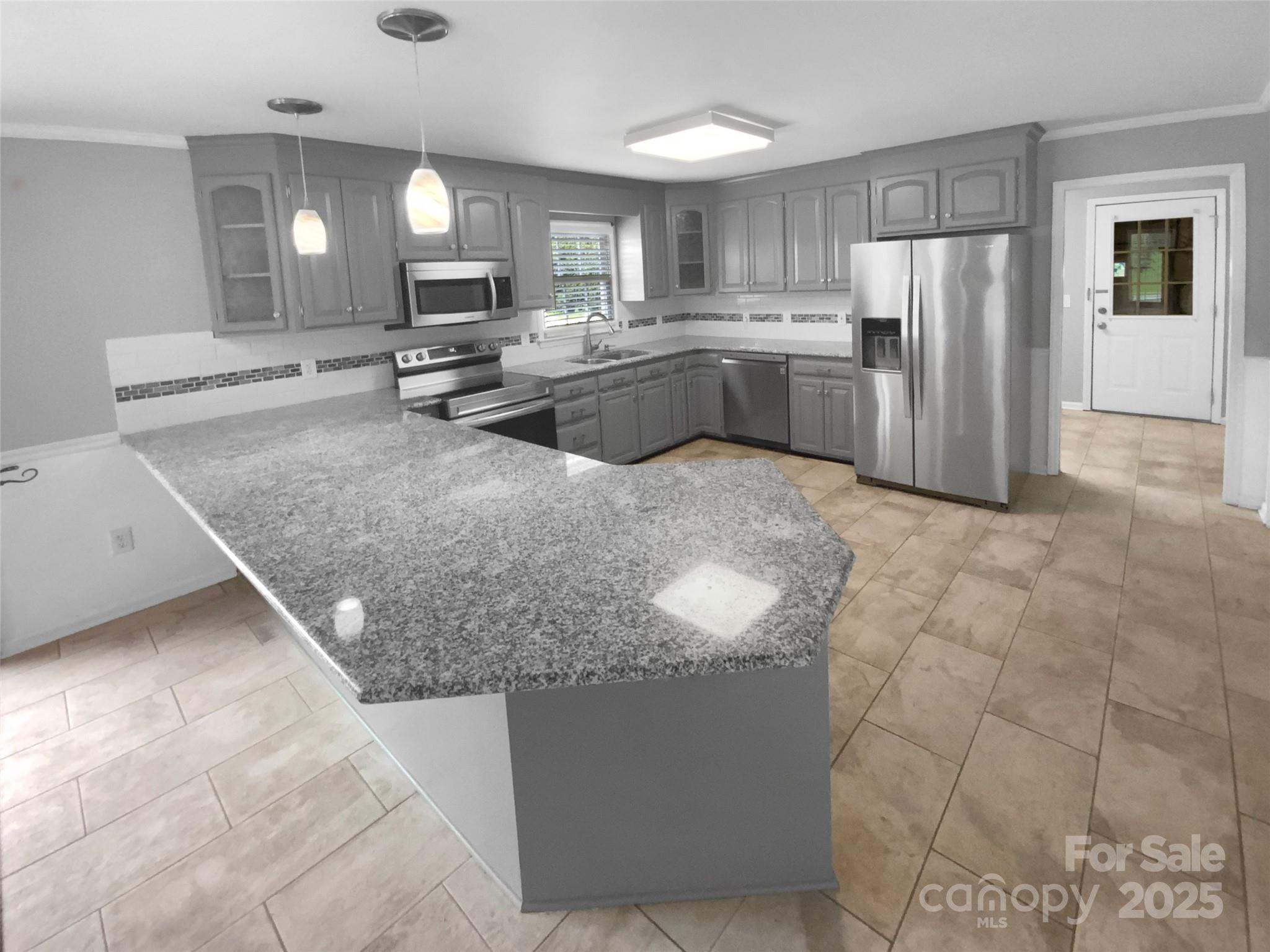 101 Chippewa Trail Property Photo 7