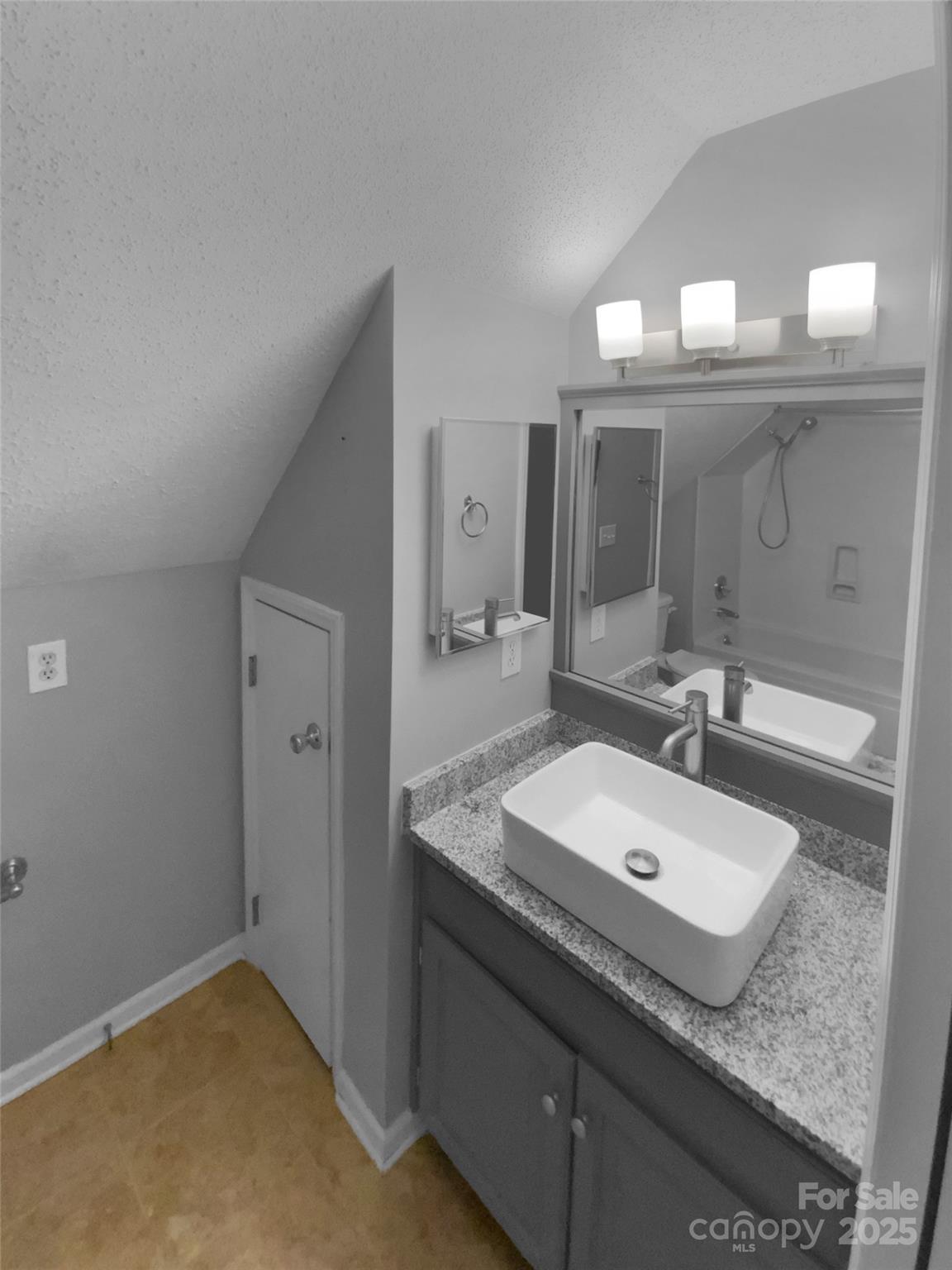 101 Chippewa Trail Property Photo 18