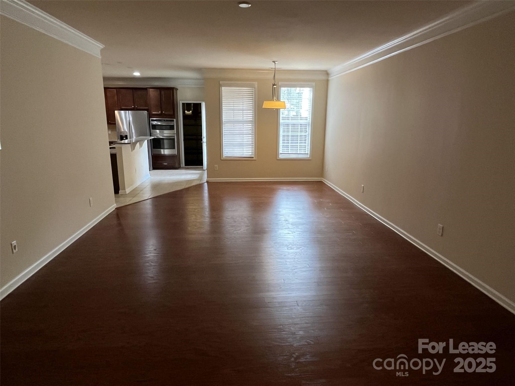 2207 Eversham Drive Property Photo 4