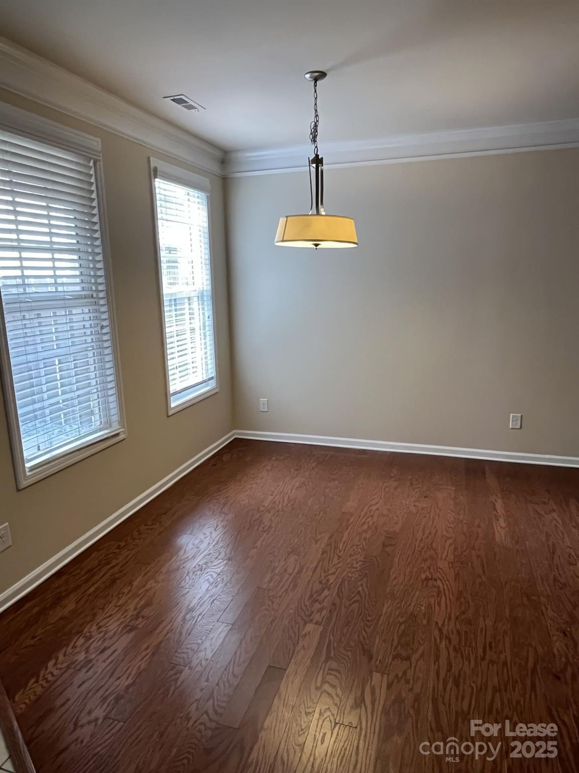 2207 Eversham Drive Property Photo 7