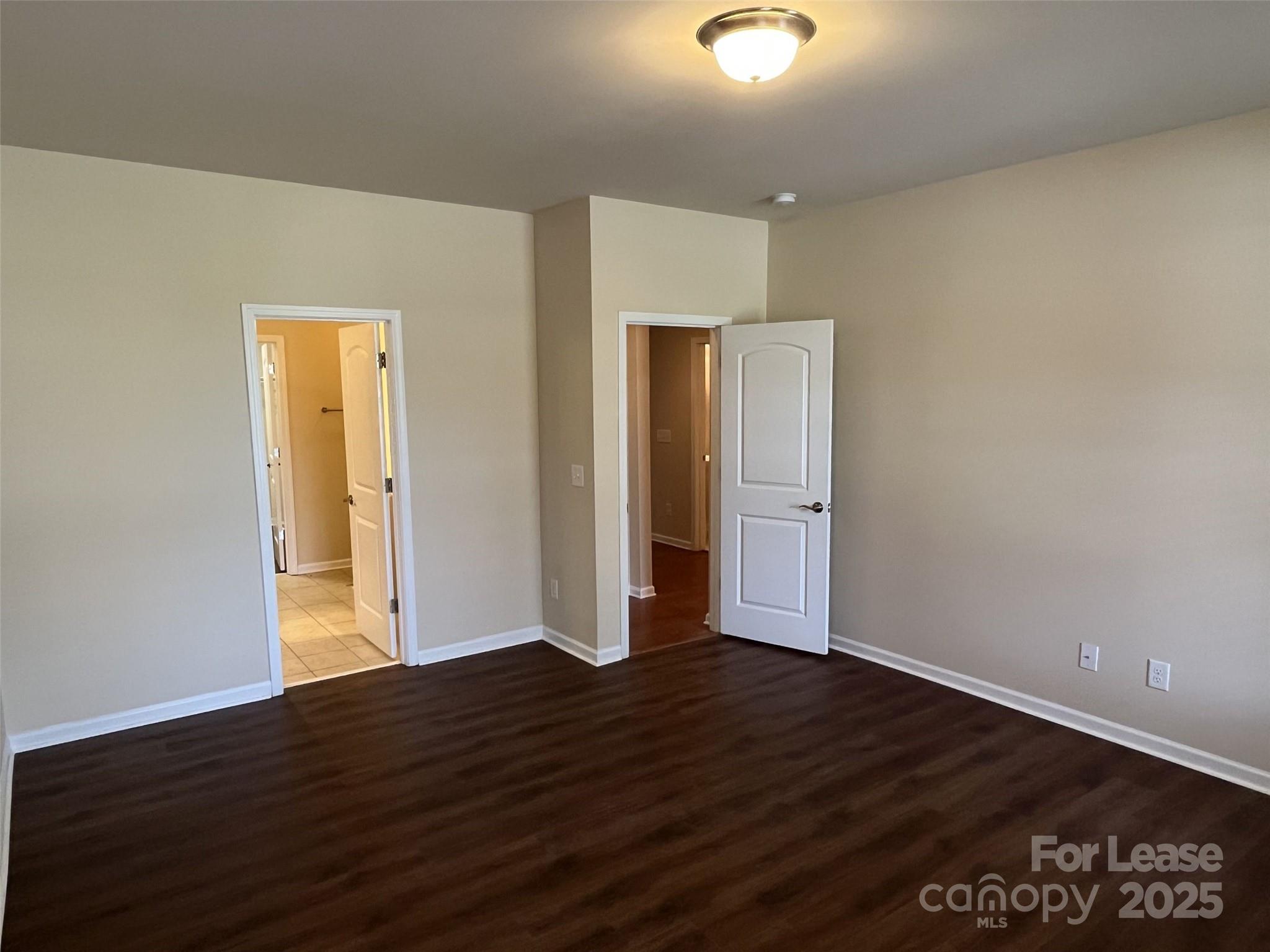 2207 Eversham Drive Property Photo 14