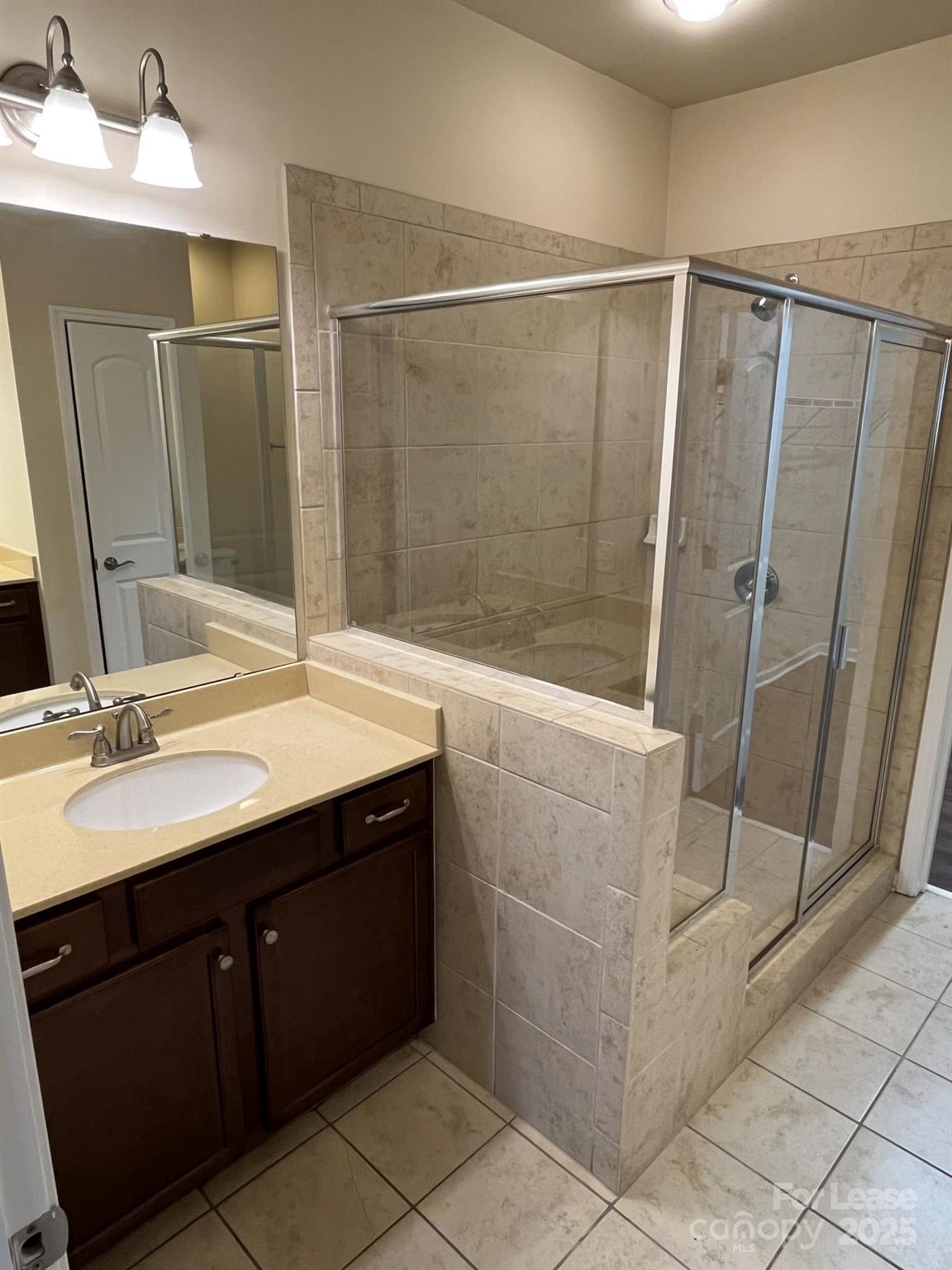 2207 Eversham Drive Property Photo 16