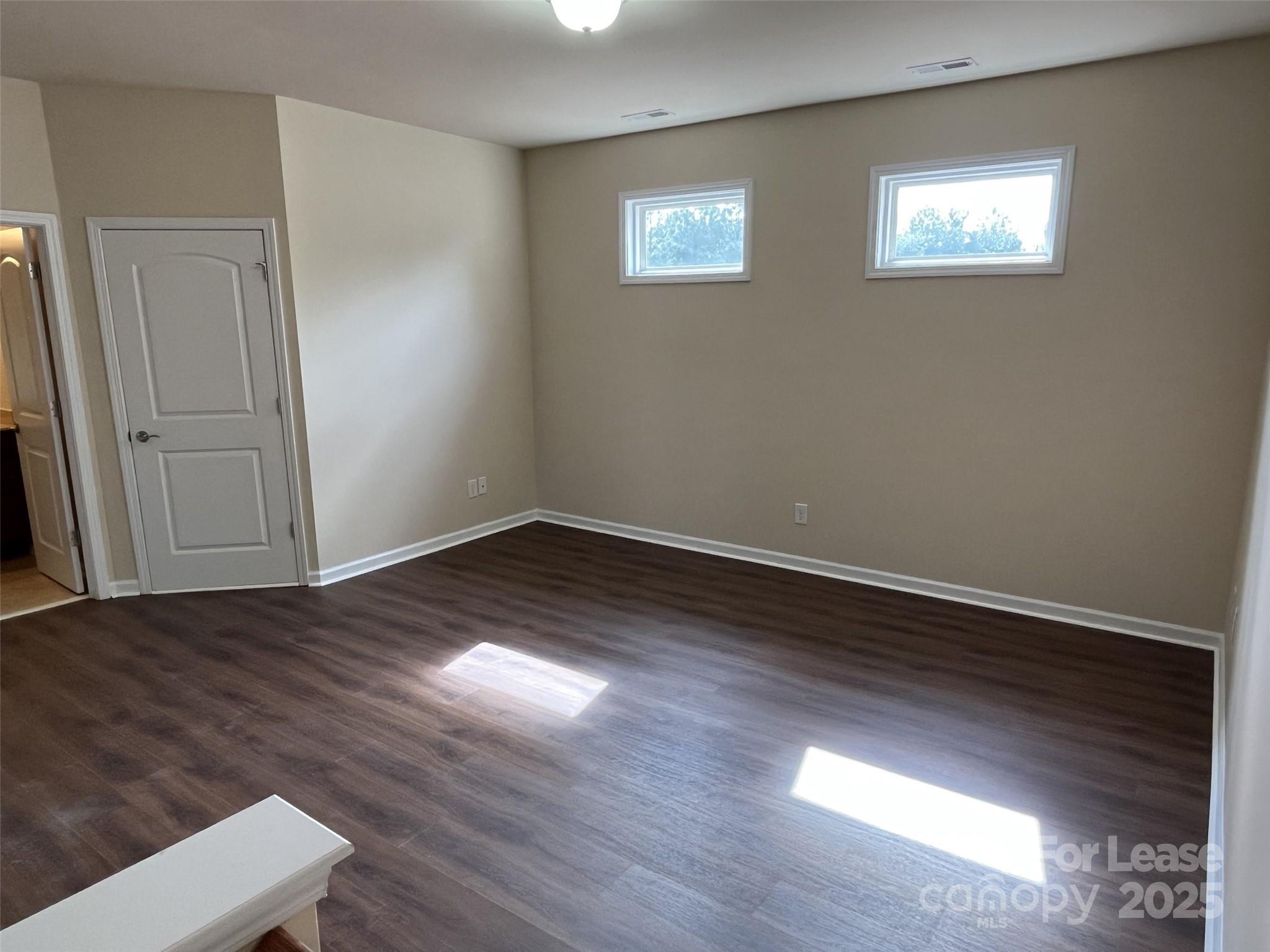 2207 Eversham Drive Property Photo 19