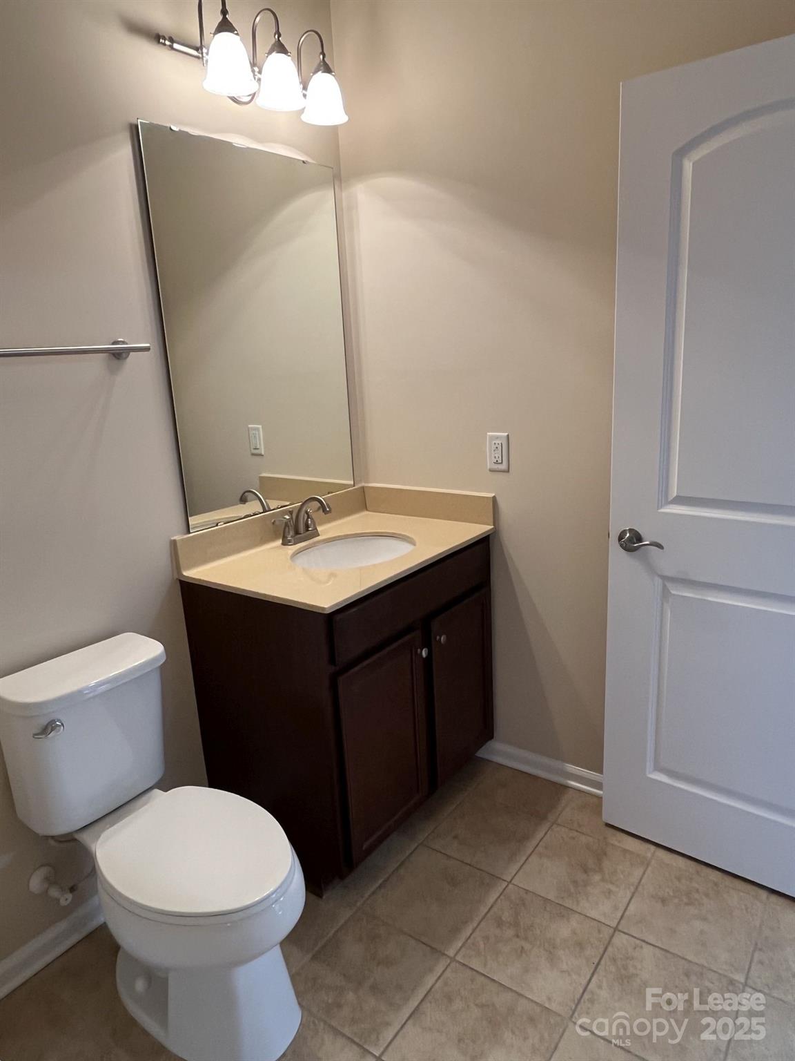 2207 Eversham Drive Property Photo 27