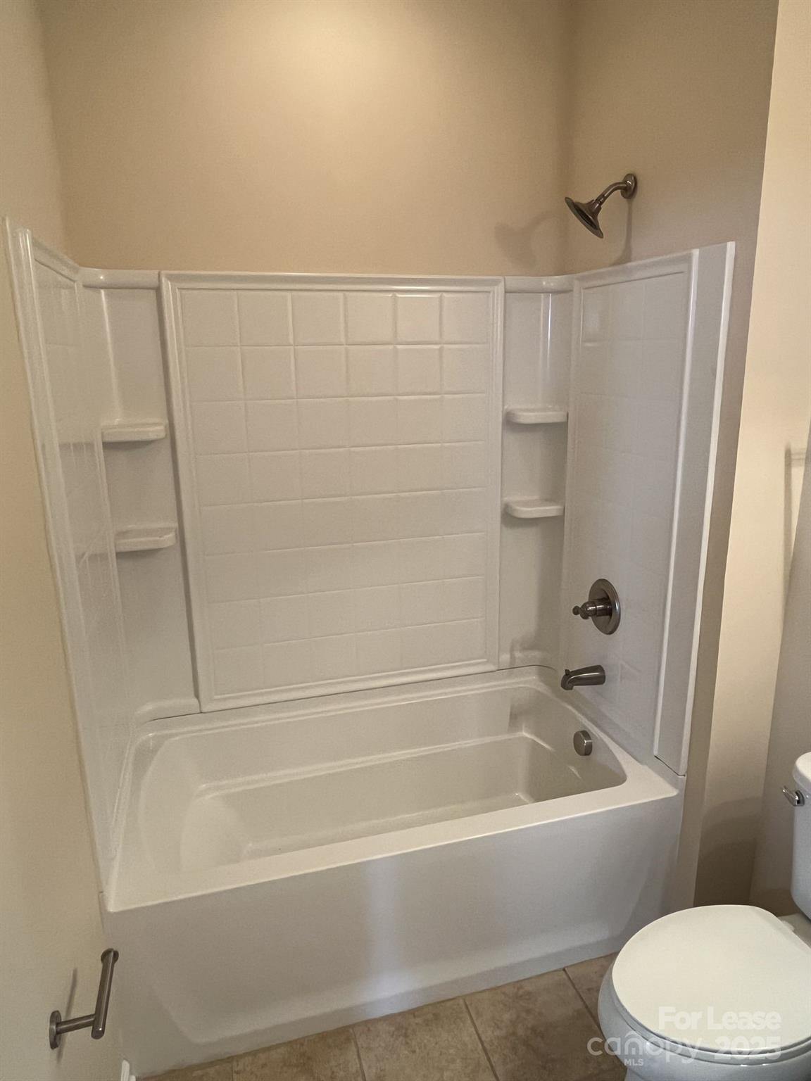 2207 Eversham Drive Property Photo 28