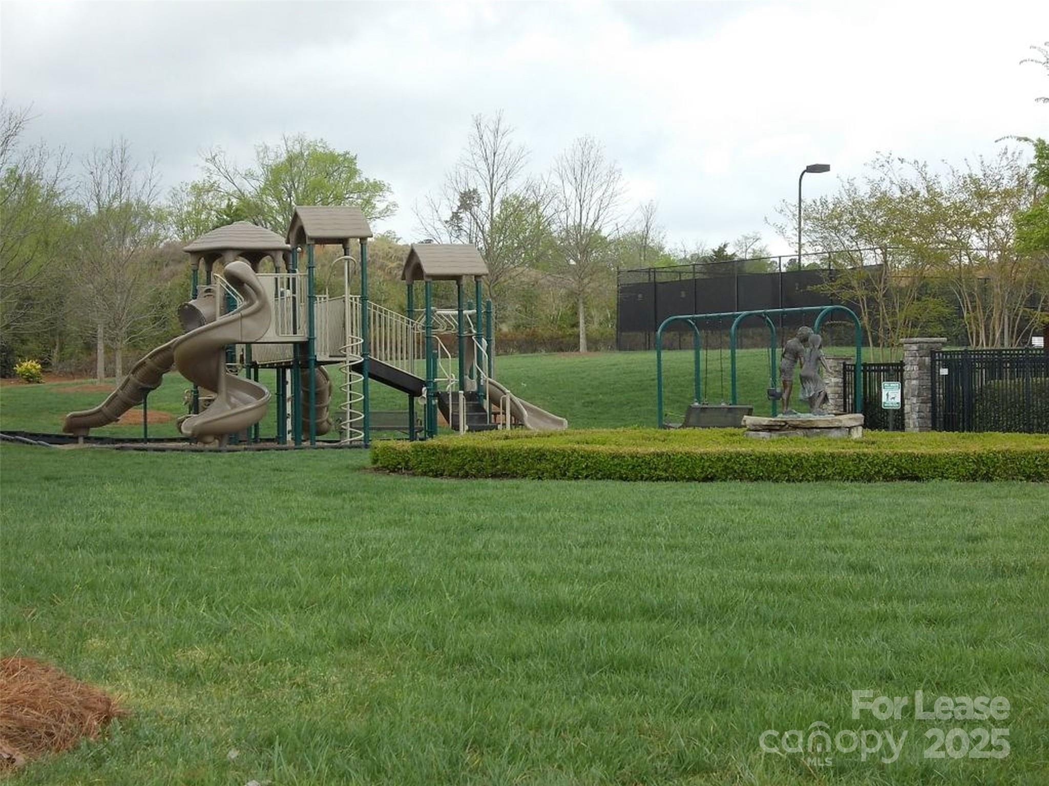 2207 Eversham Drive Property Photo 35