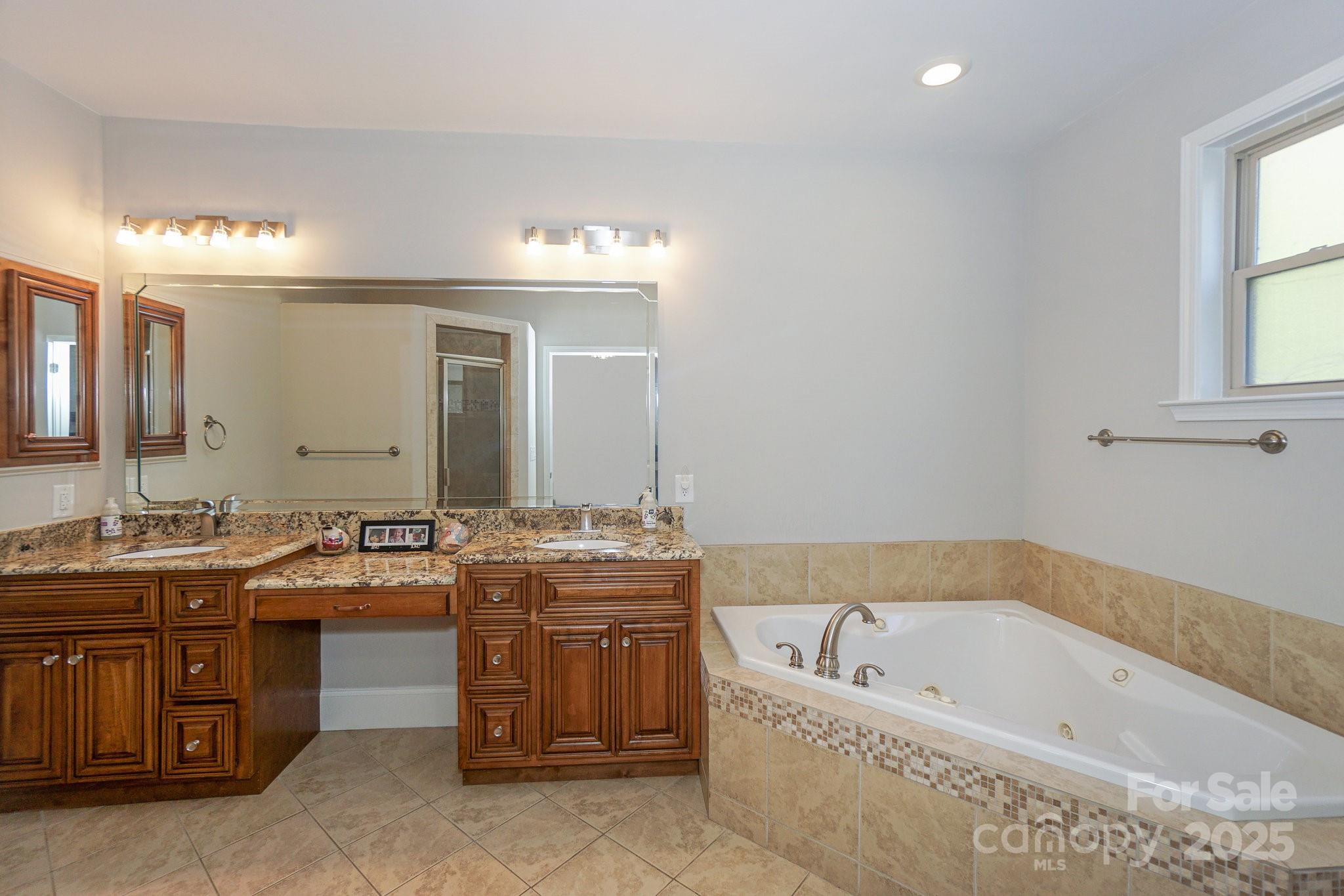 406 Canvasback Road Property Photo 24