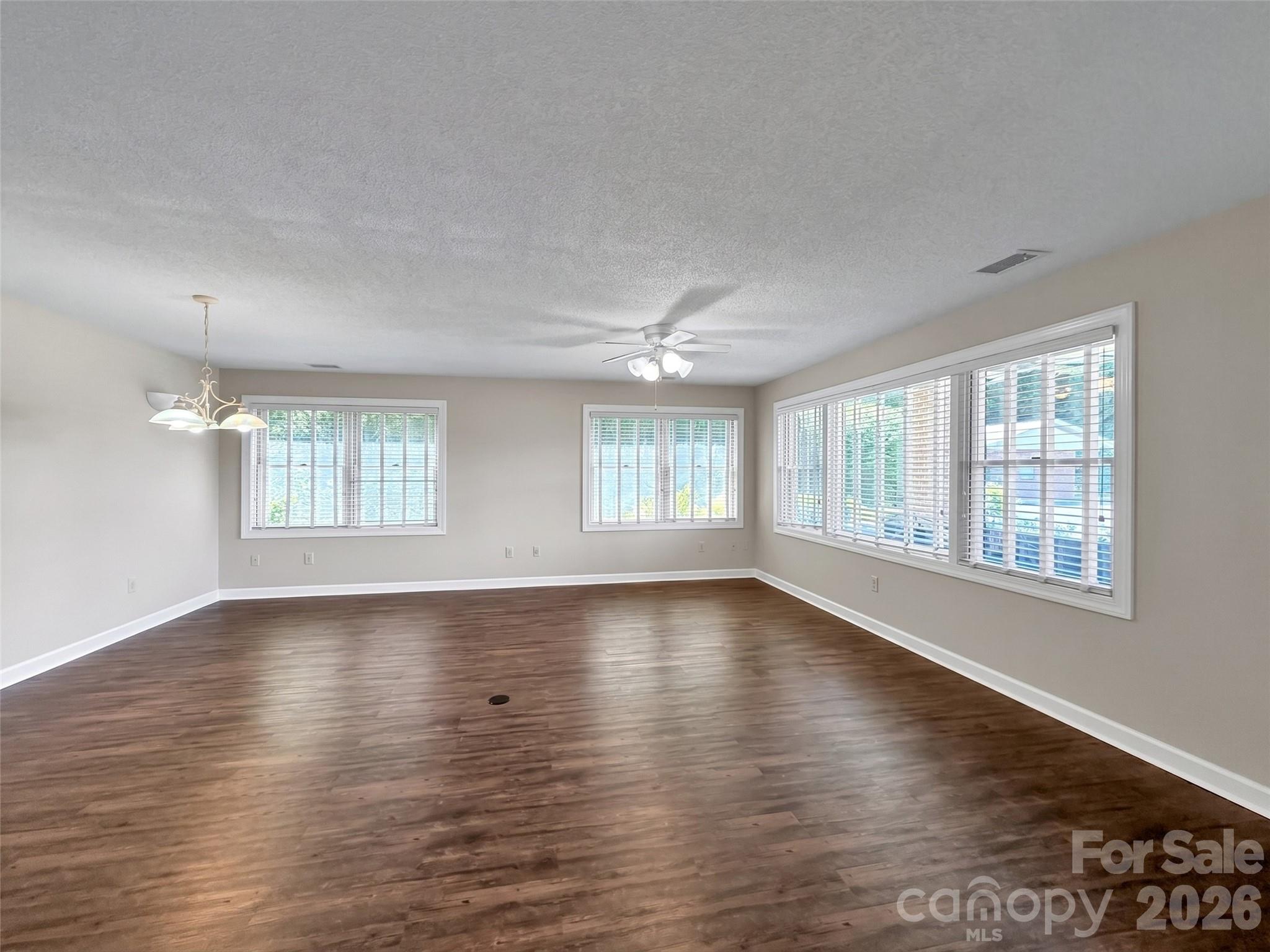 1465 S Lakeshore Drive B-2 Property Photo 13