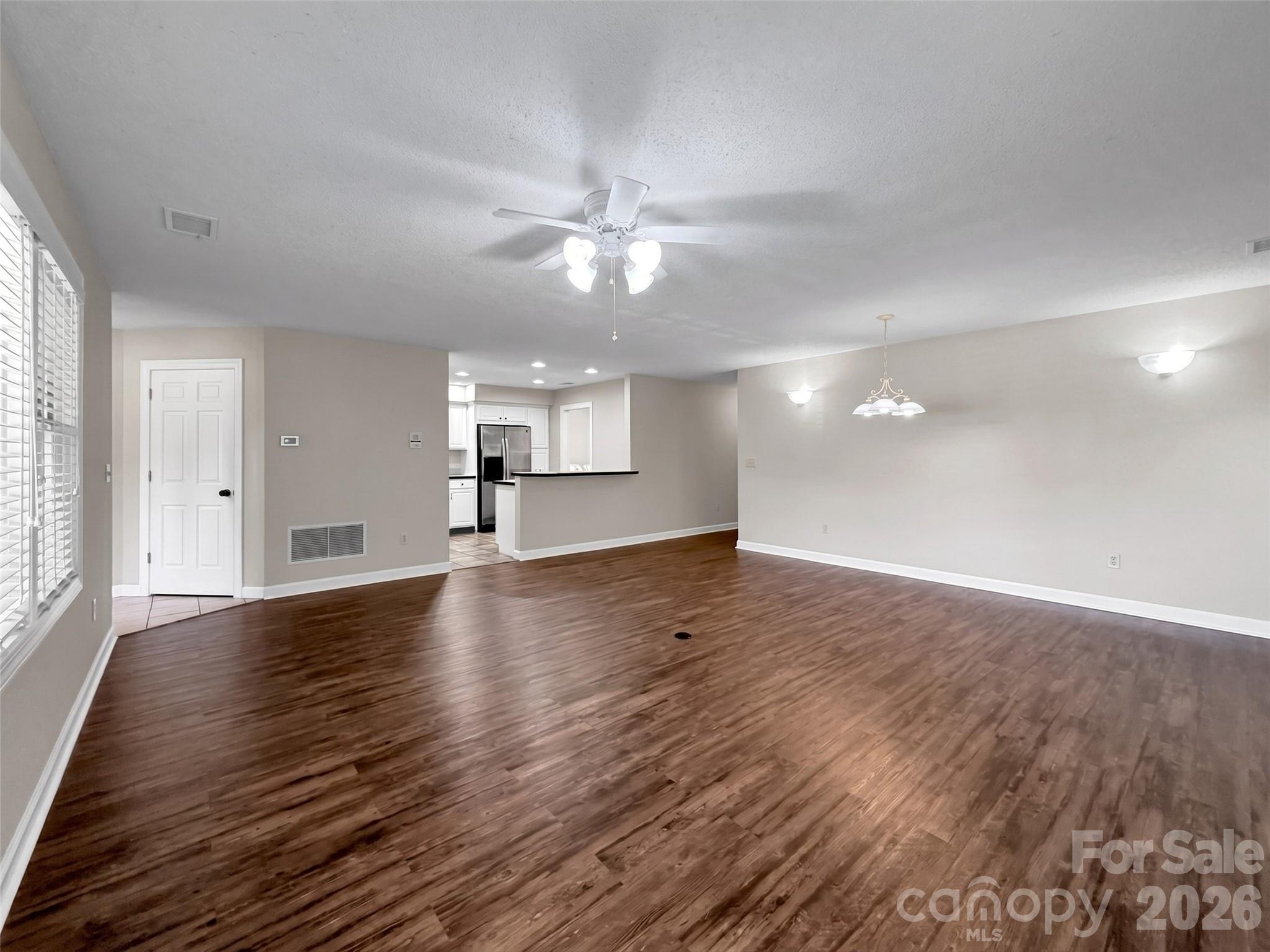 1465 S Lakeshore Drive B-2 Property Photo 14
