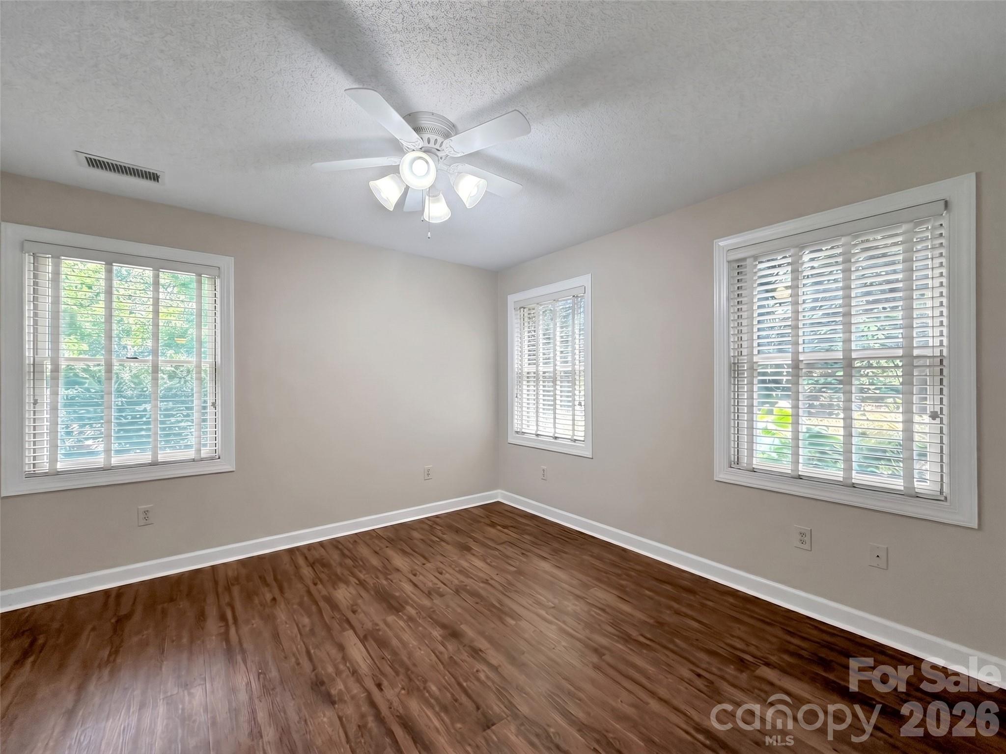 1465 S Lakeshore Drive B-2 Property Photo 26