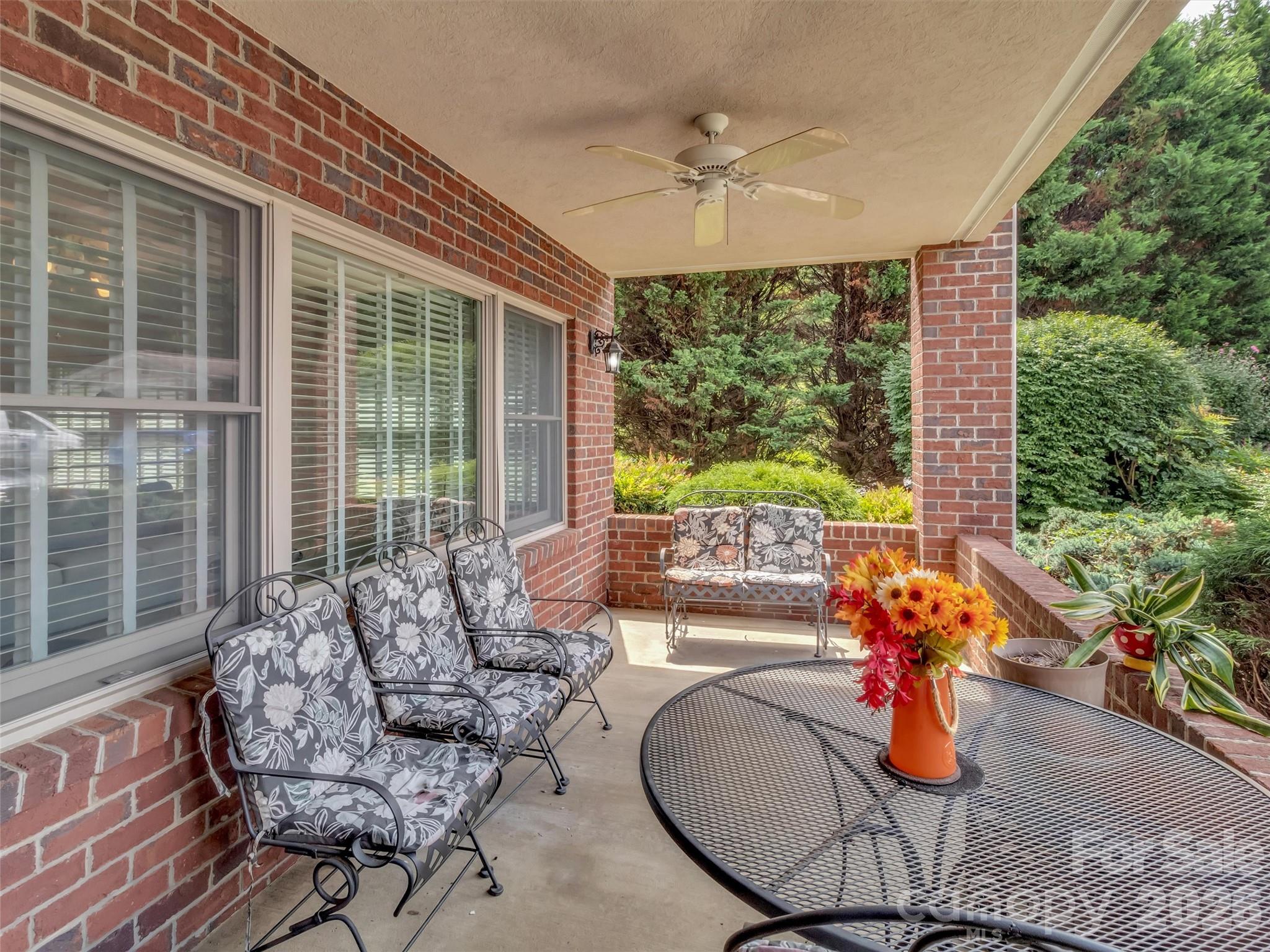 1465 S Lakeshore Drive B-2 Property Photo 28