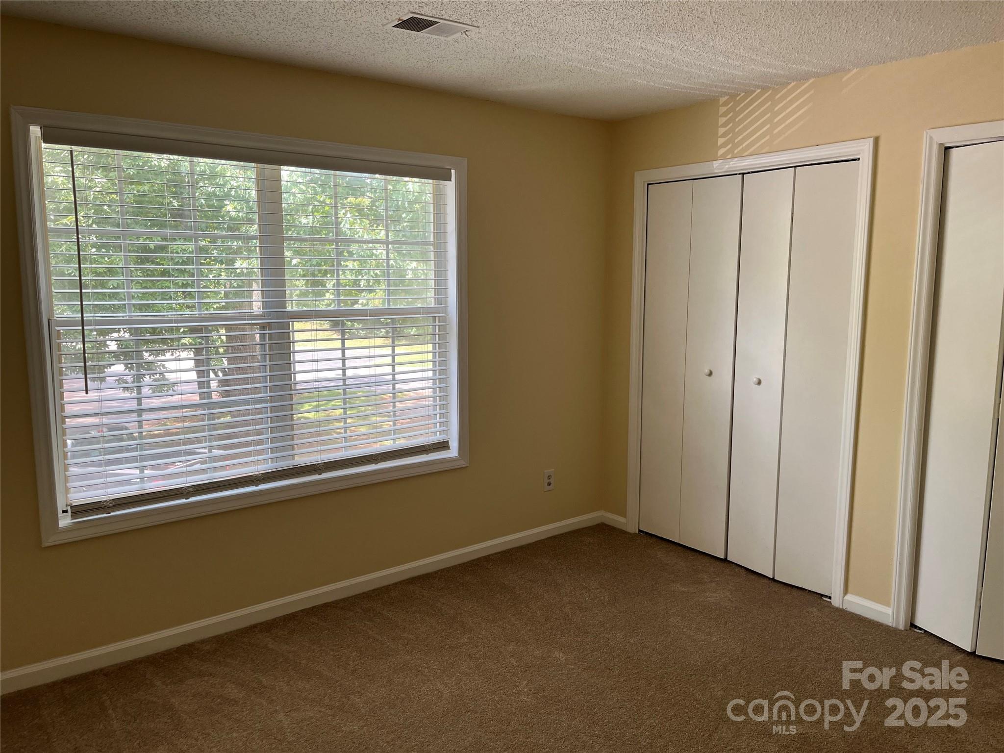 6011 Treetop Court Property Photo 13