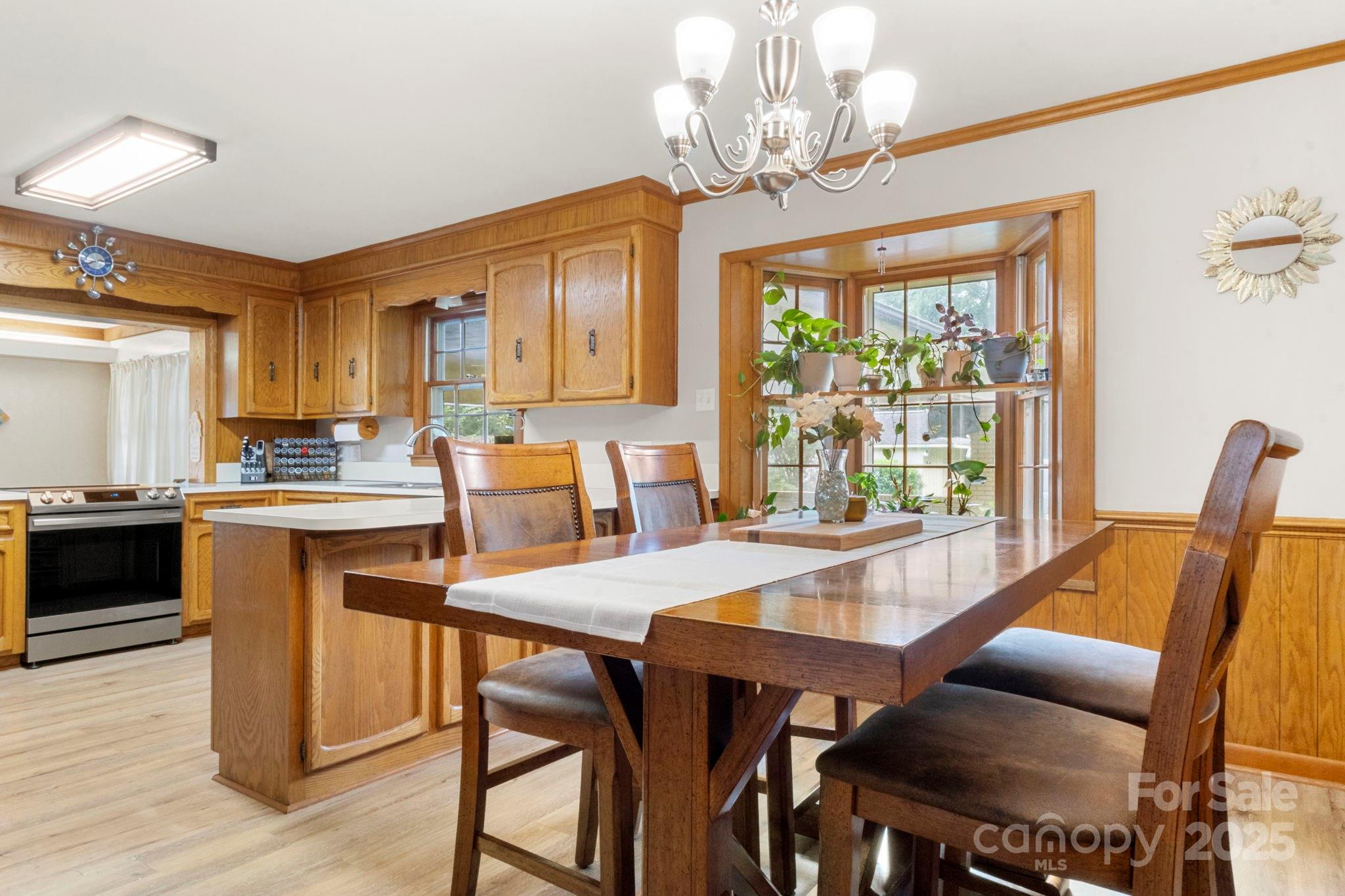 2532 Carroll Street Property Photo 16