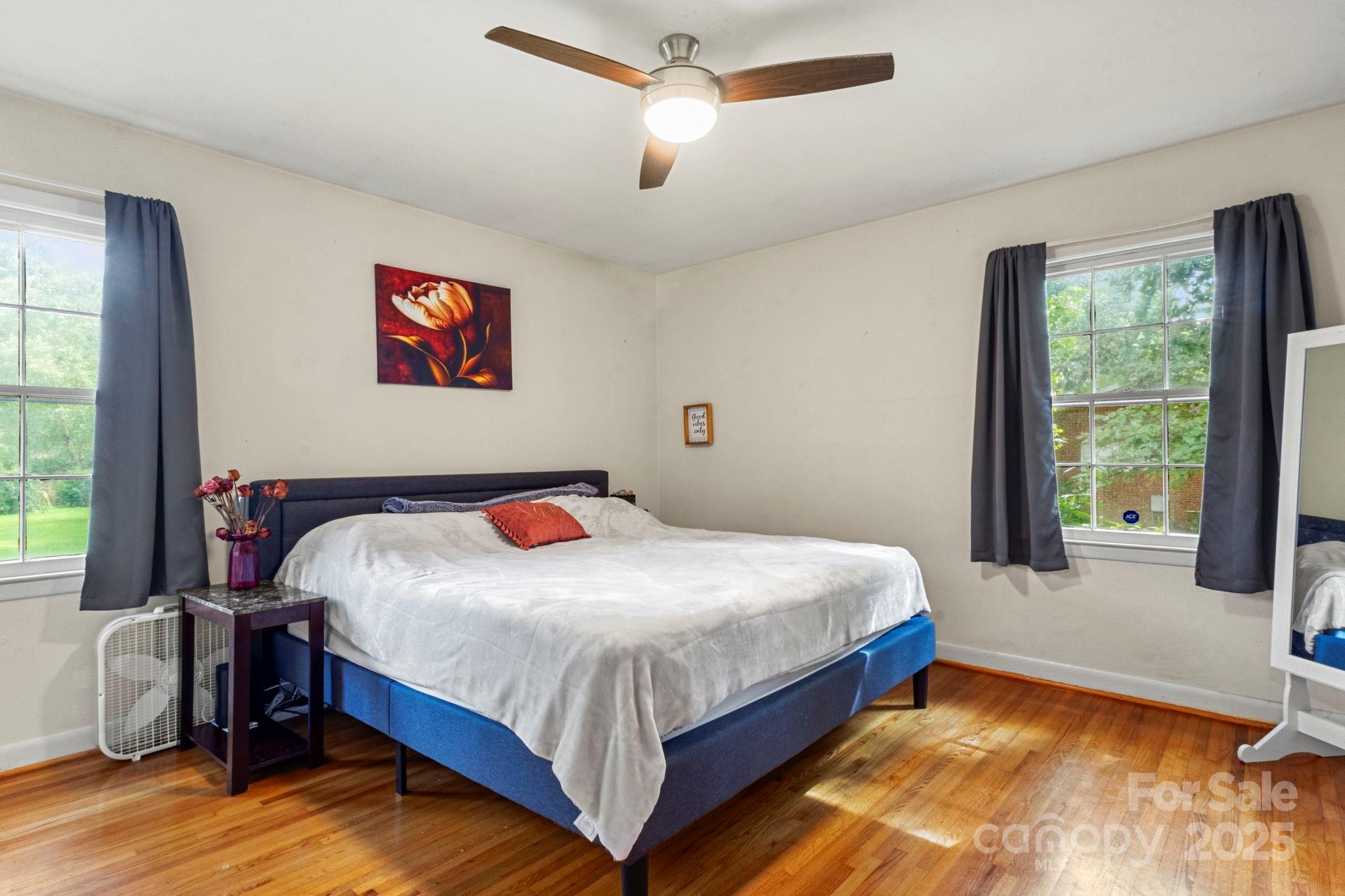 2532 Carroll Street Property Photo 21