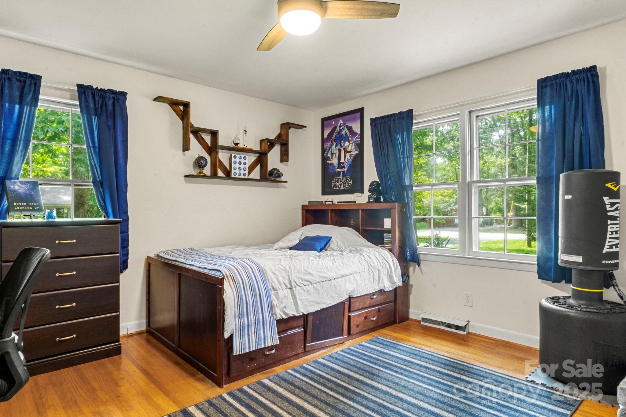 2532 Carroll Street Property Photo 25