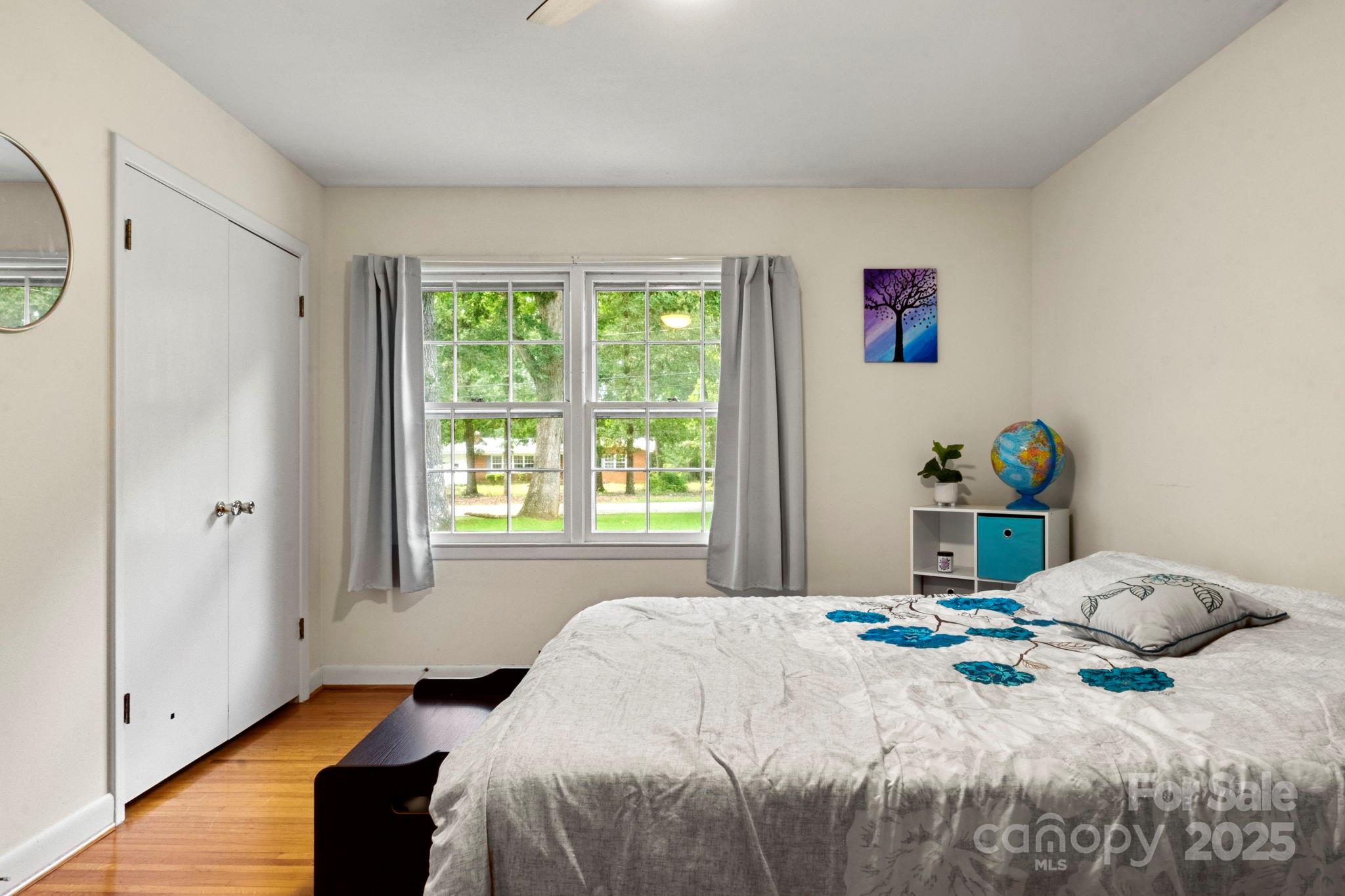 2532 Carroll Street Property Photo 27