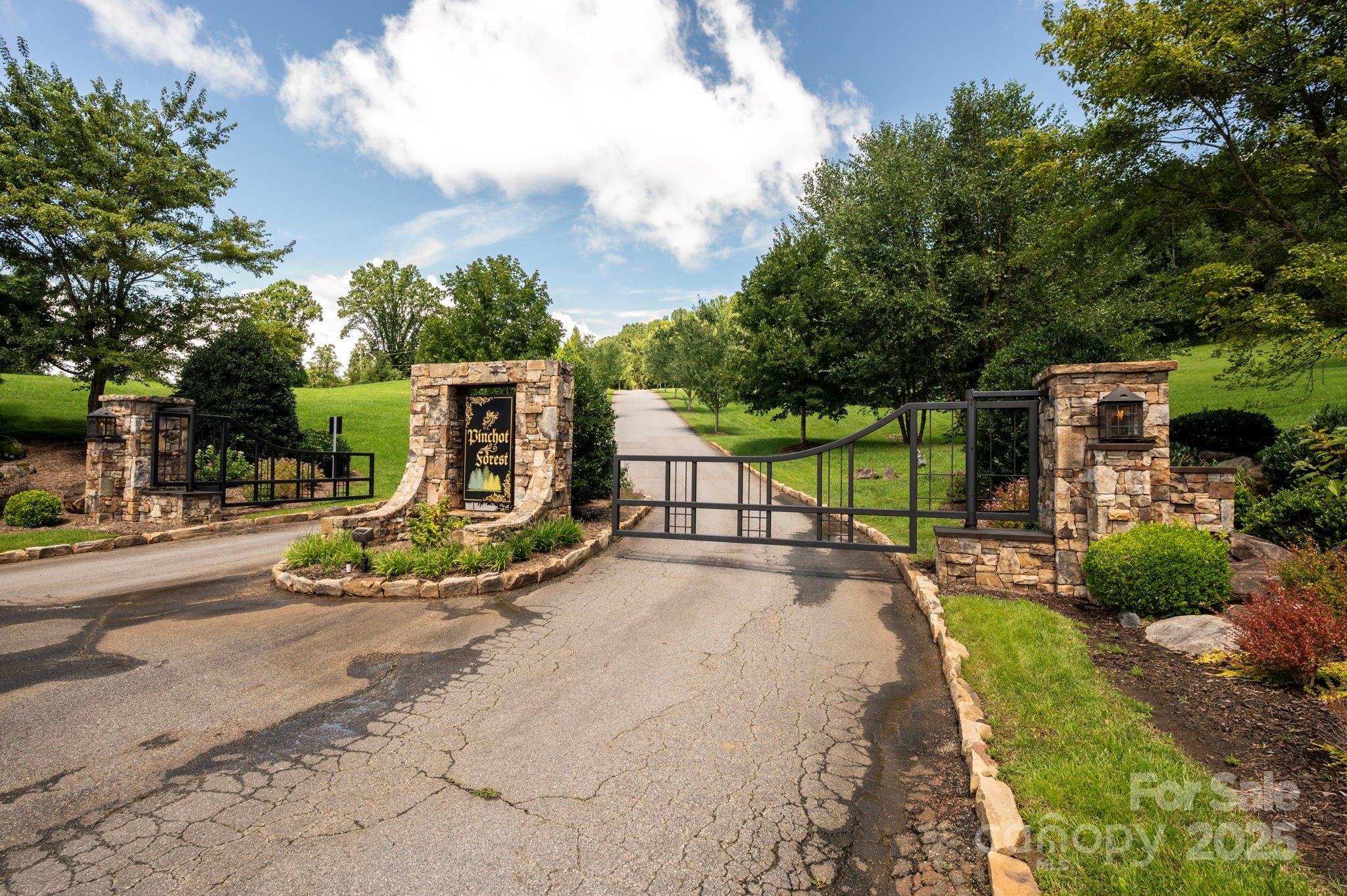 44 Giffords Lane 17 Property Photo 7