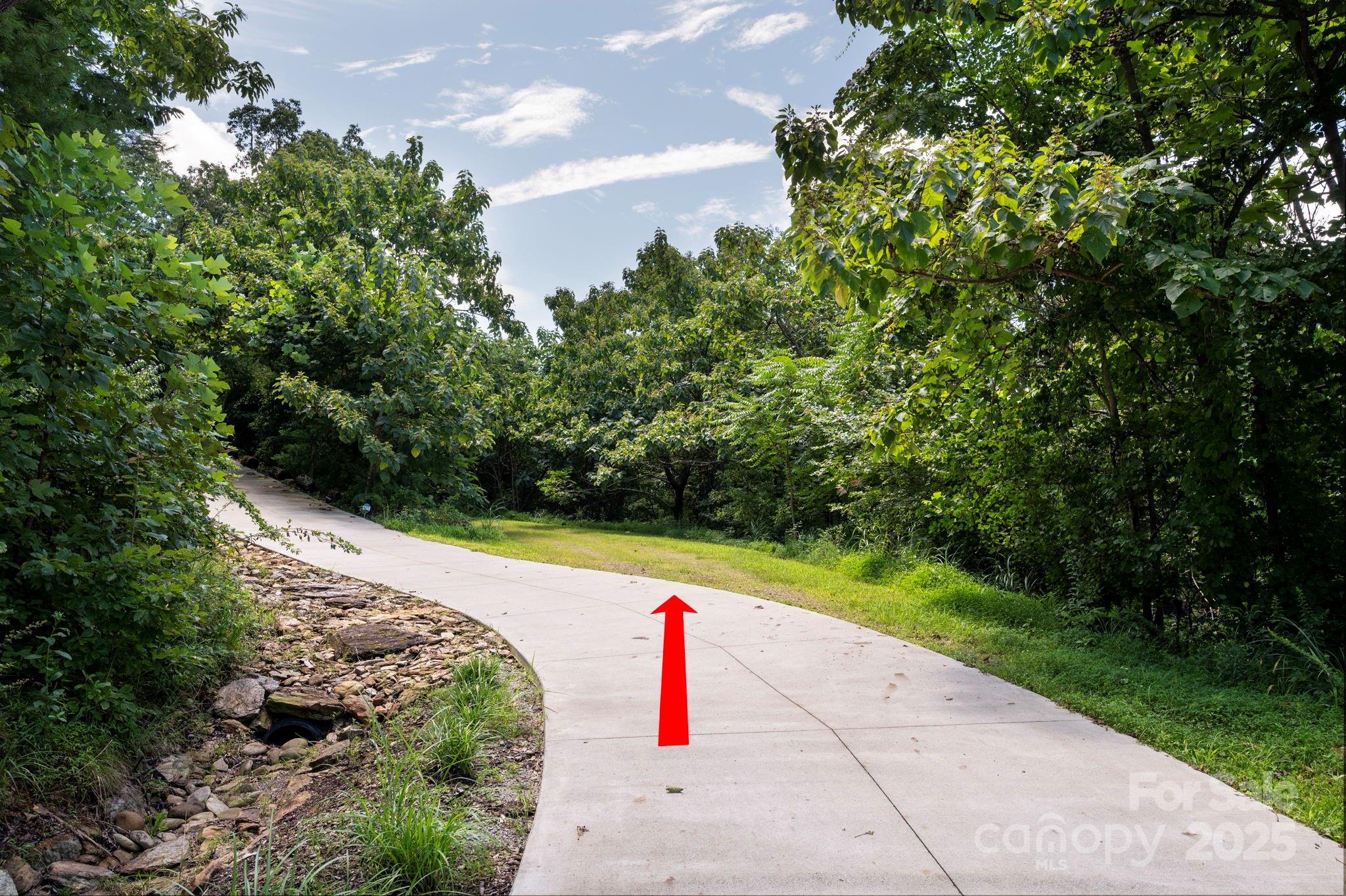 44 Giffords Lane 17 Property Photo 9