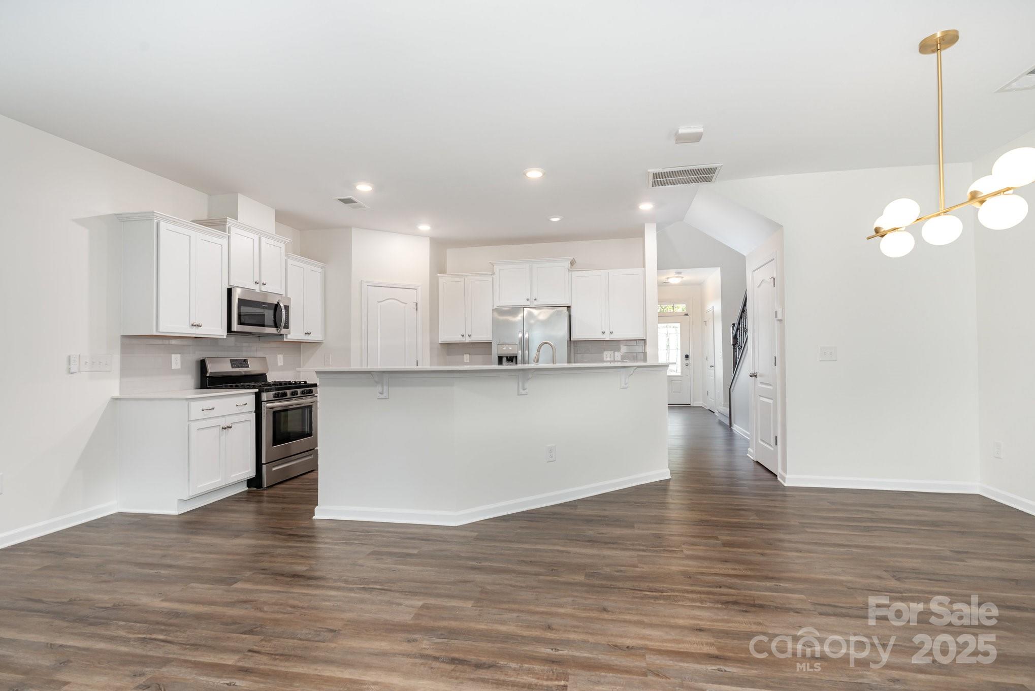 3413 Scottish Fern Lane 160 Property Photo 4