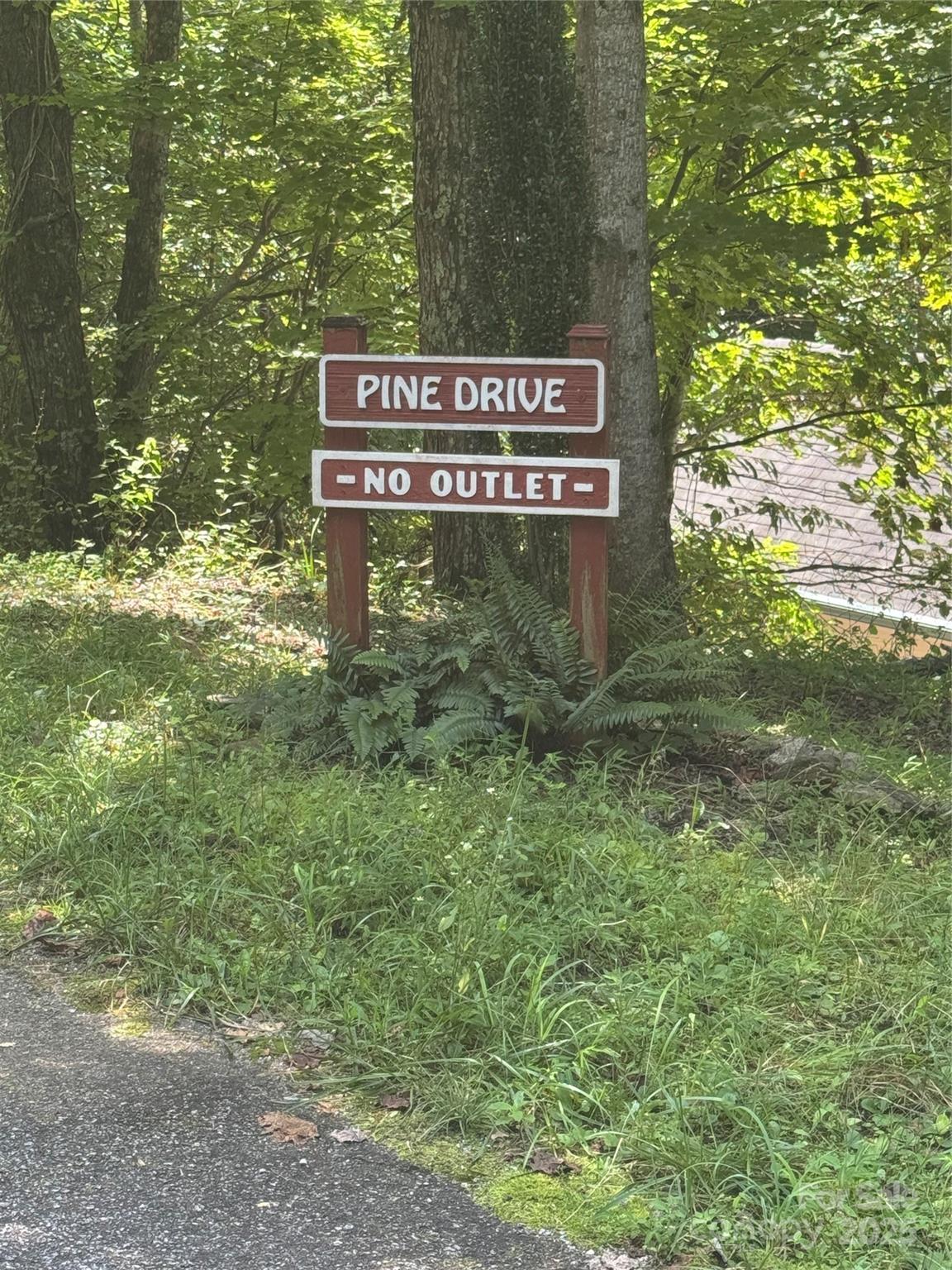 23 Red Oak Drive Property Photo 1