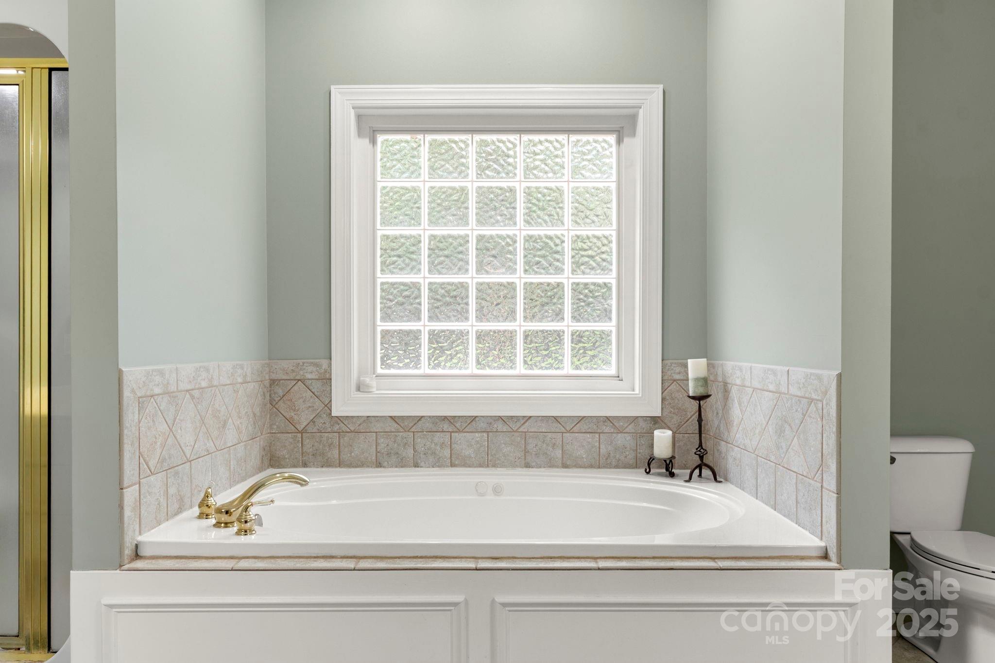 709 Pierce Court Property Photo 21