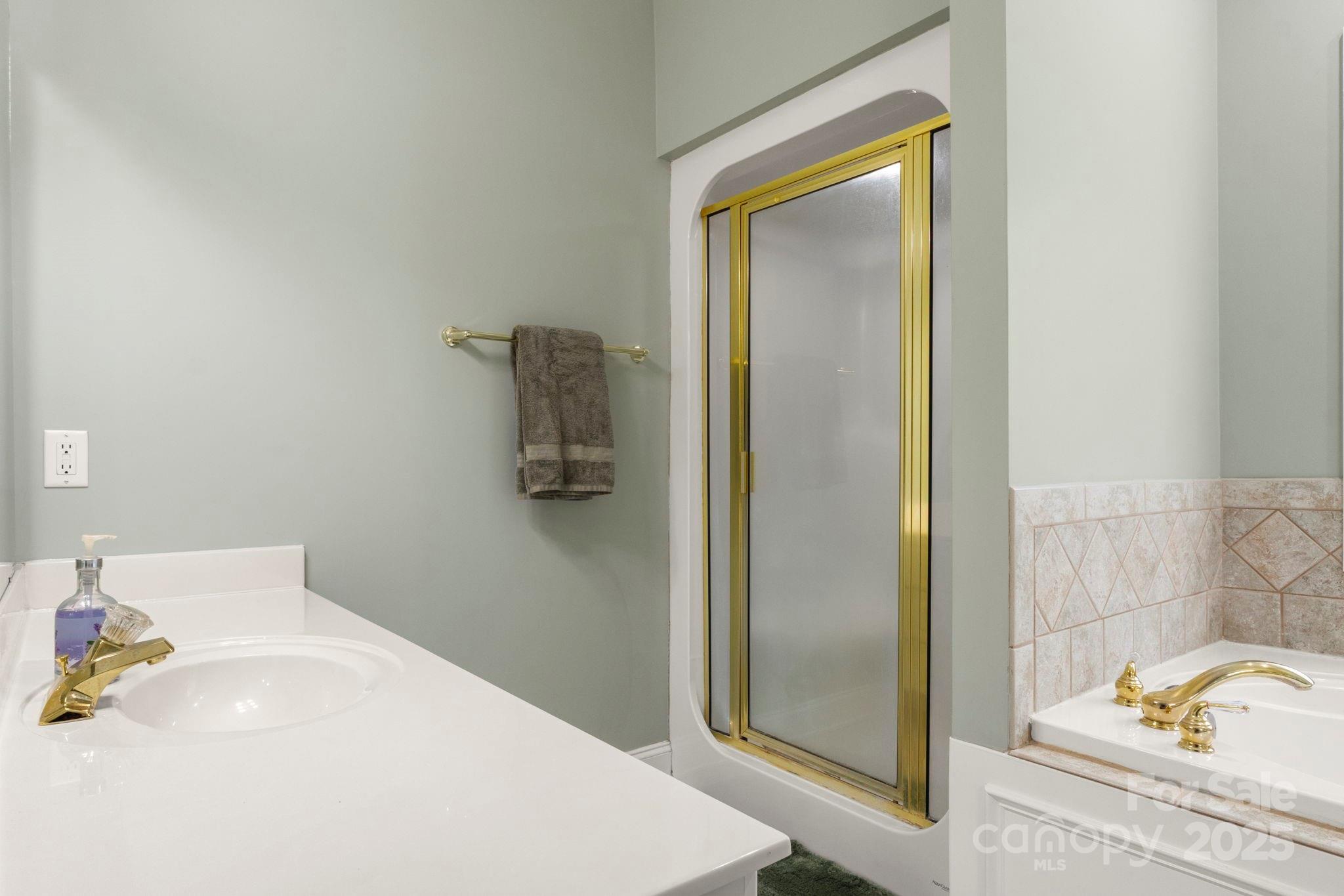 709 Pierce Court Property Photo 22