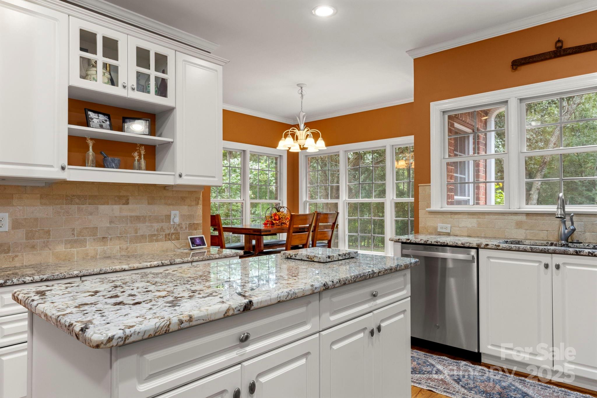 709 Pierce Court Property Photo 25