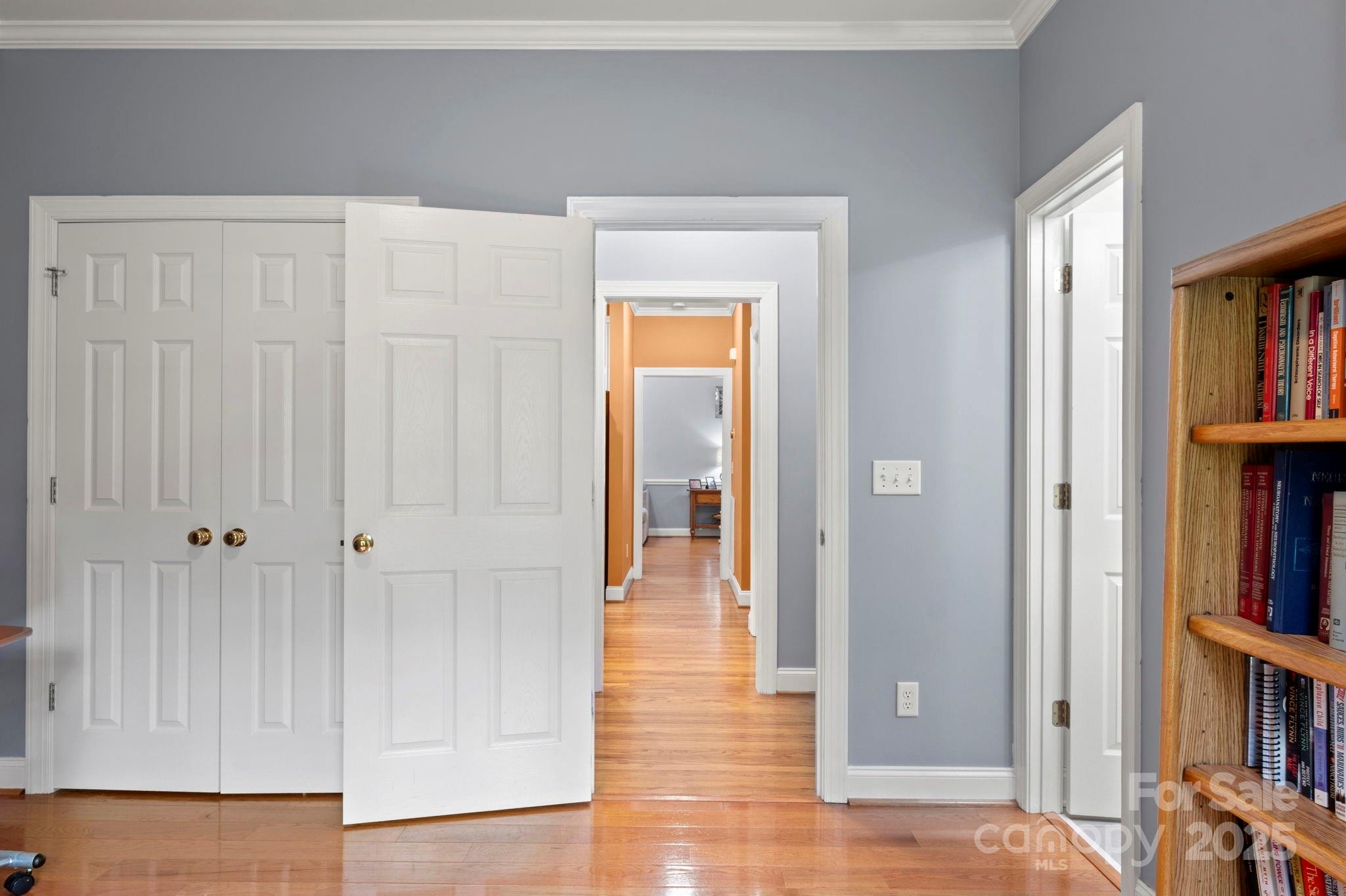 709 Pierce Court Property Photo 31