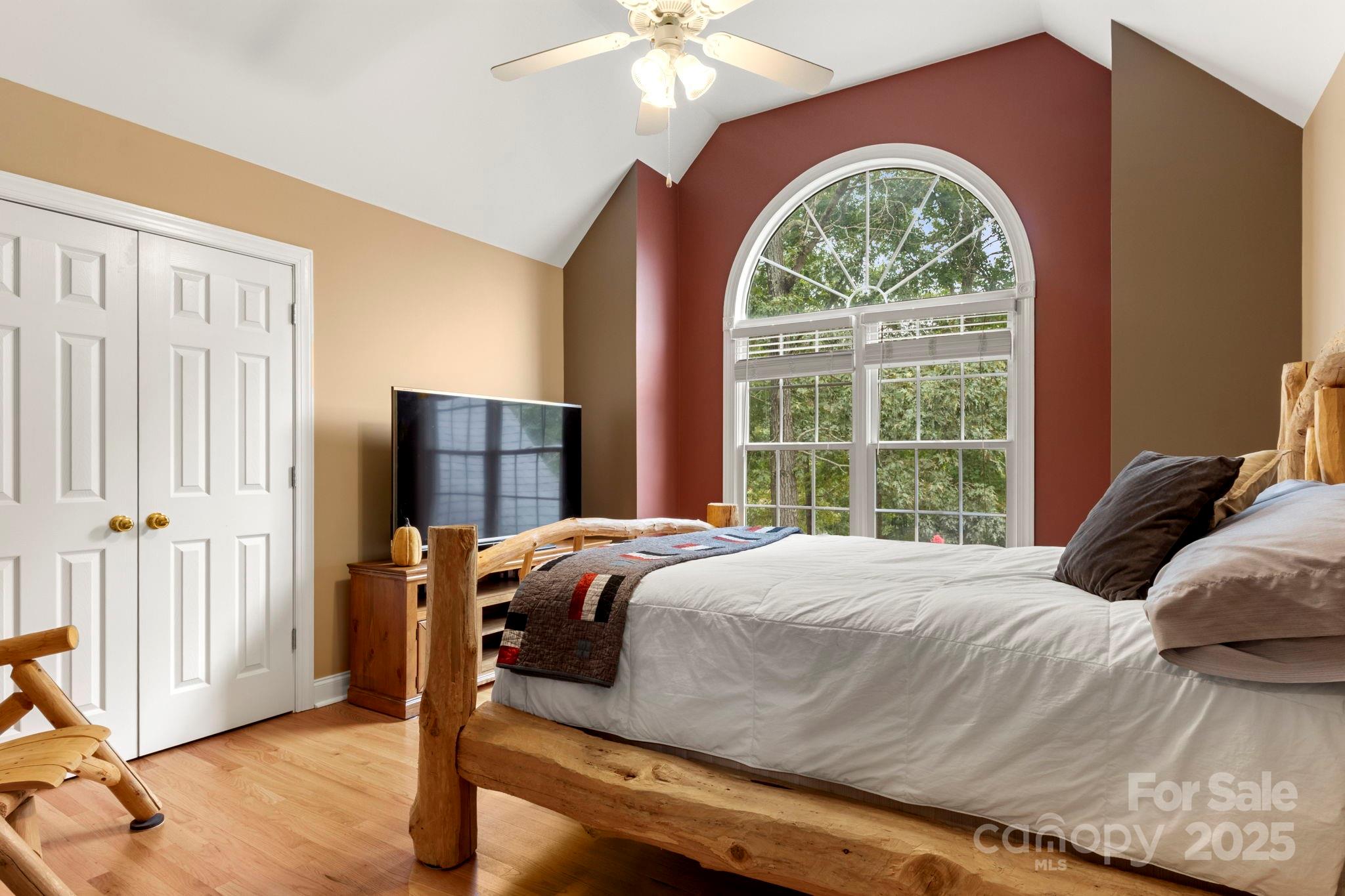 709 Pierce Court Property Photo 34