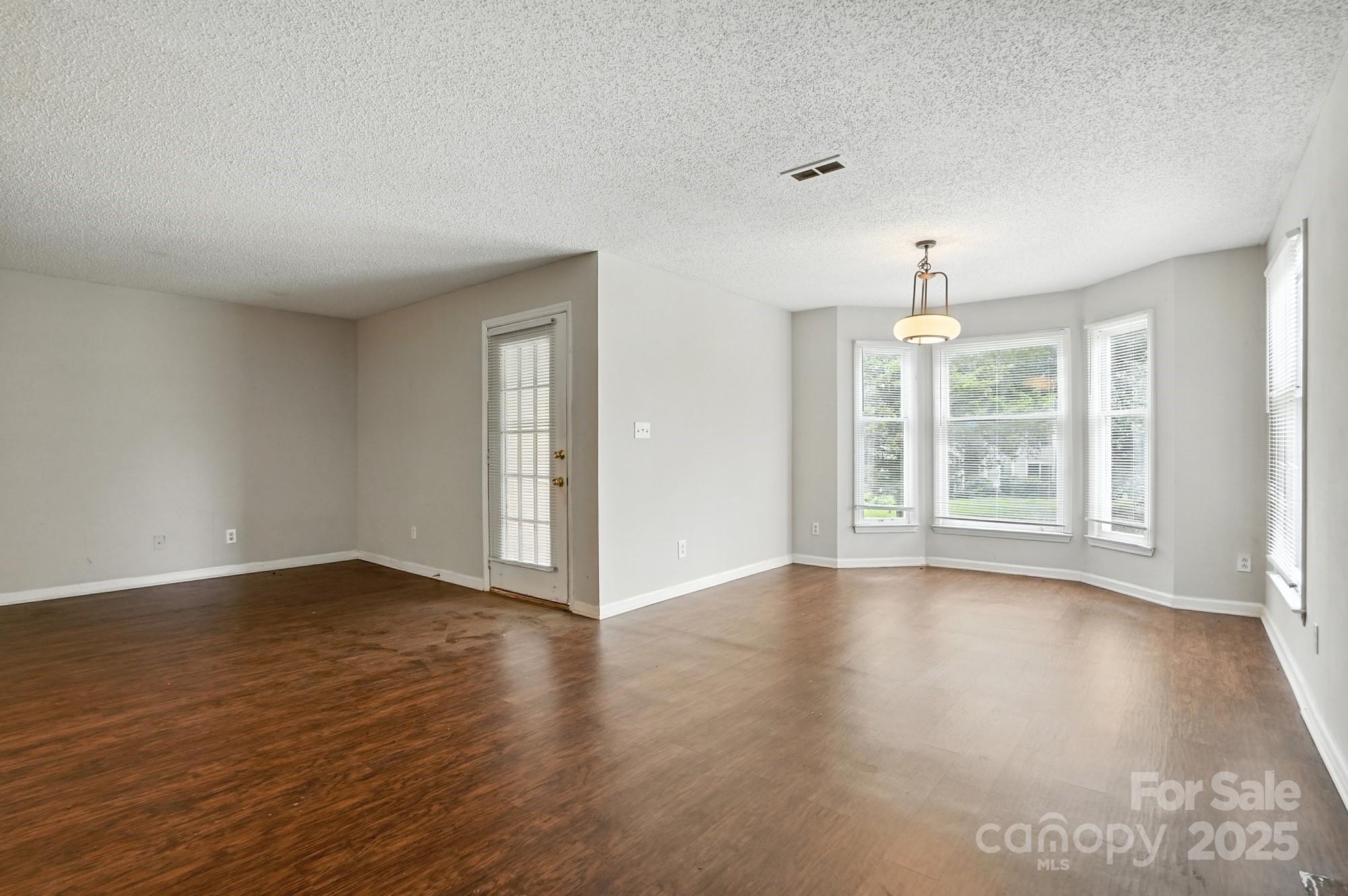 7360 Rose Terrace Court Property Photo 15