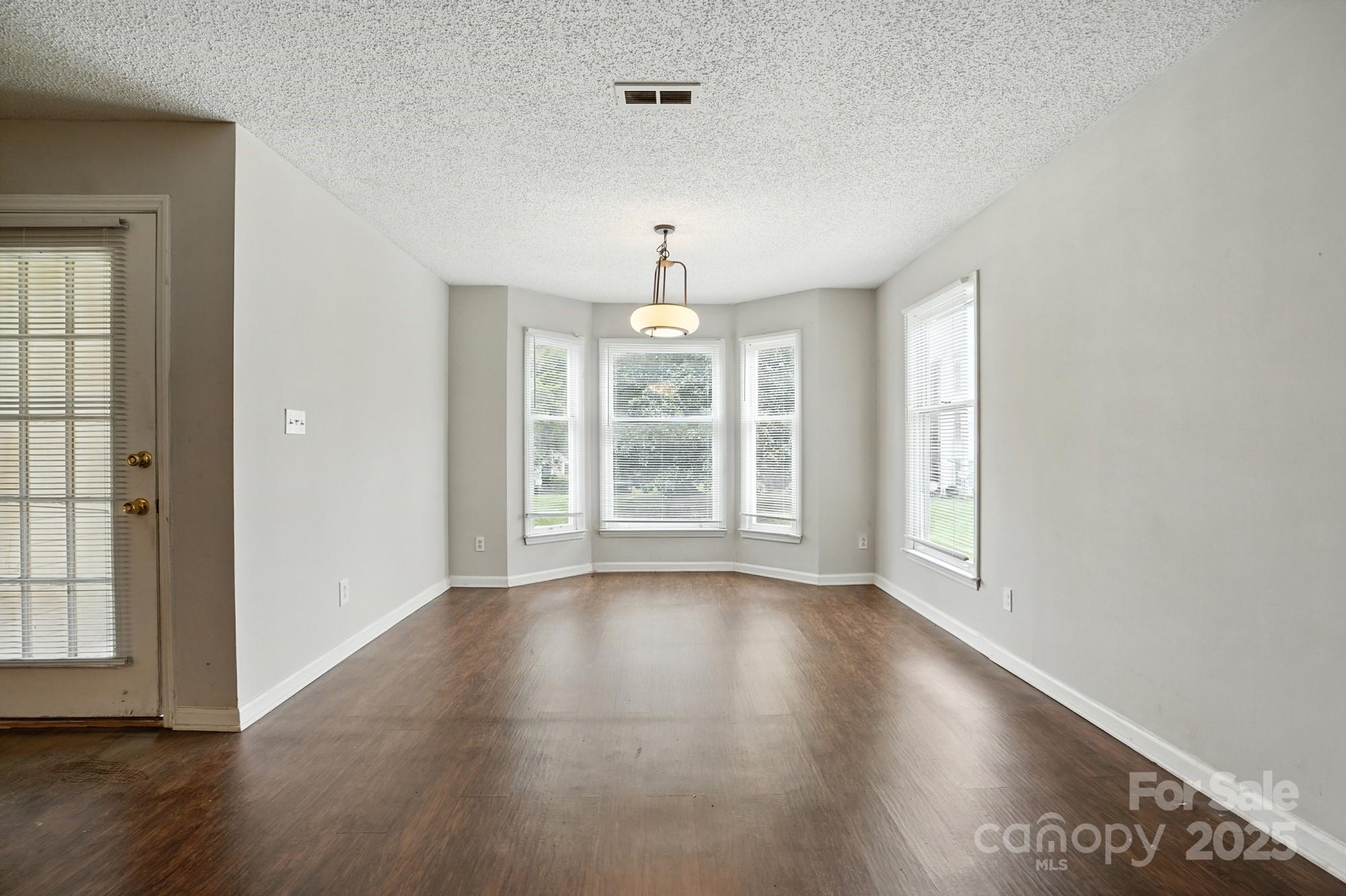 7360 Rose Terrace Court Property Photo 16