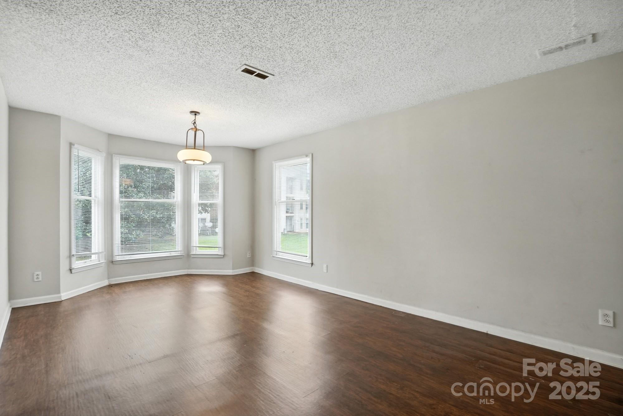 7360 Rose Terrace Court Property Photo 17