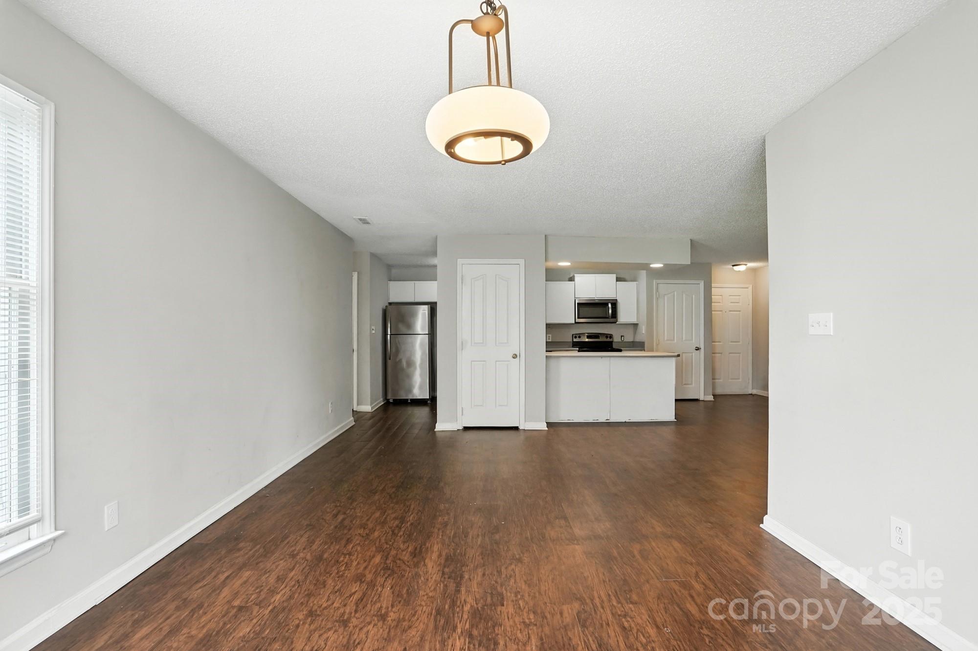 7360 Rose Terrace Court Property Photo 19