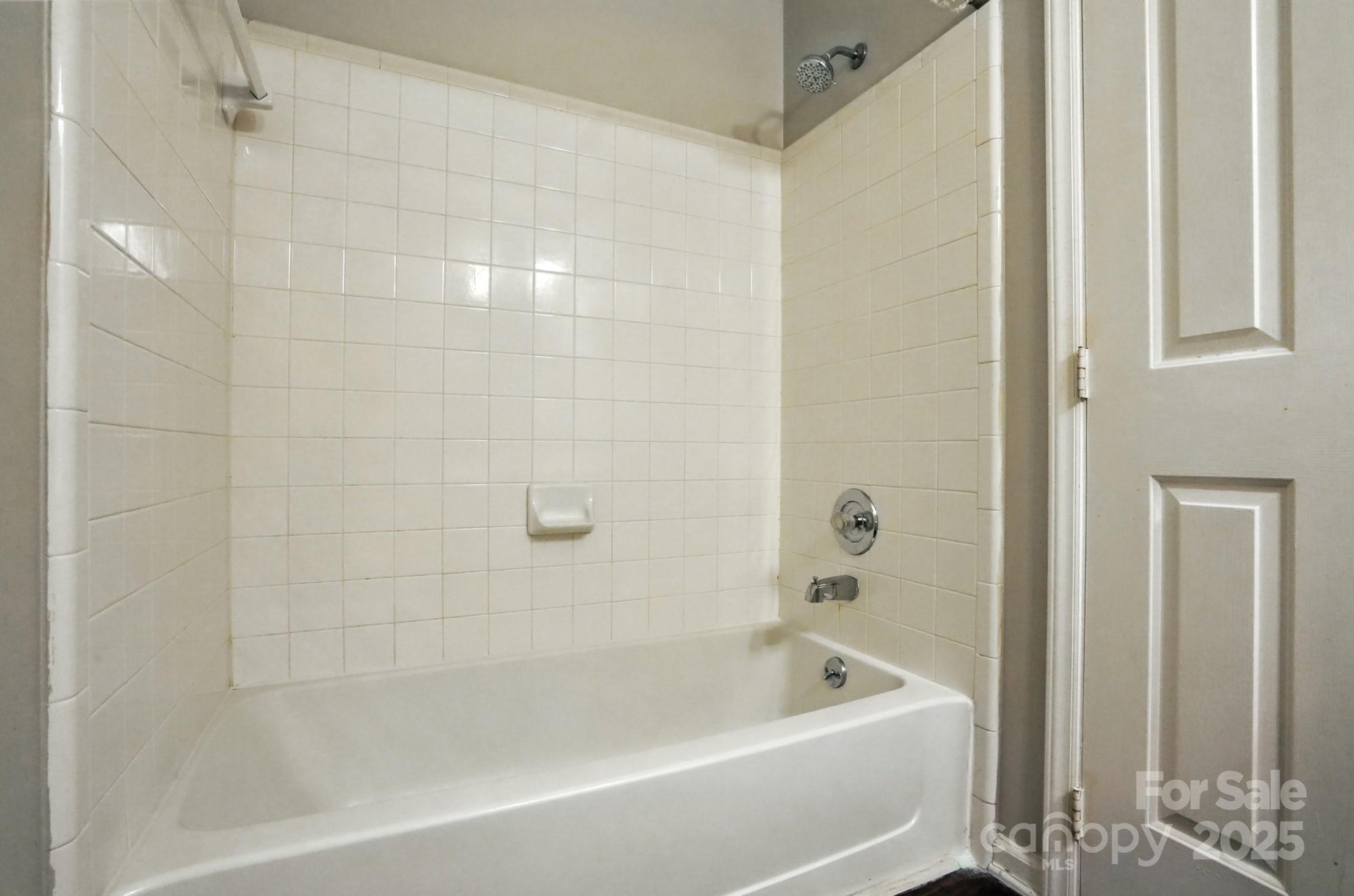 7360 Rose Terrace Court Property Photo 27