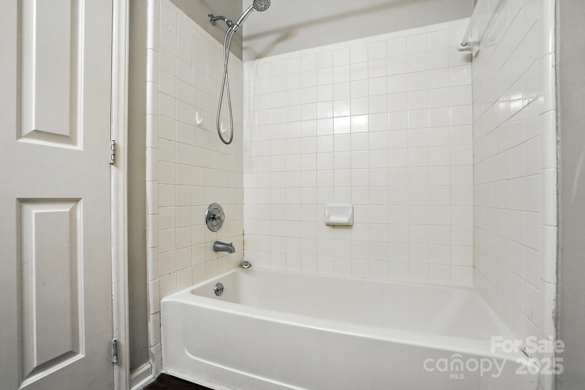 7360 Rose Terrace Court Property Photo 35