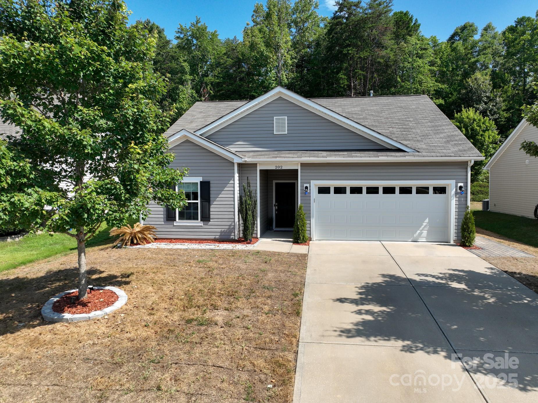 202 Paradise Hills Circle Property Photo 28