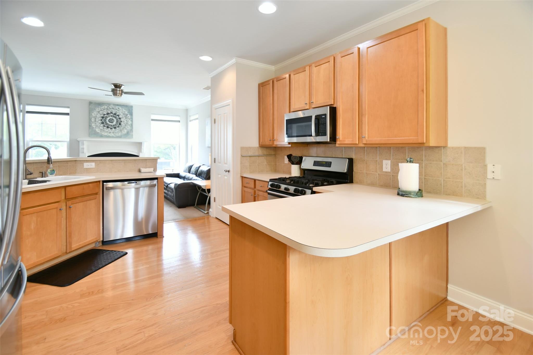 14908 Carbert Lane Property Photo 8