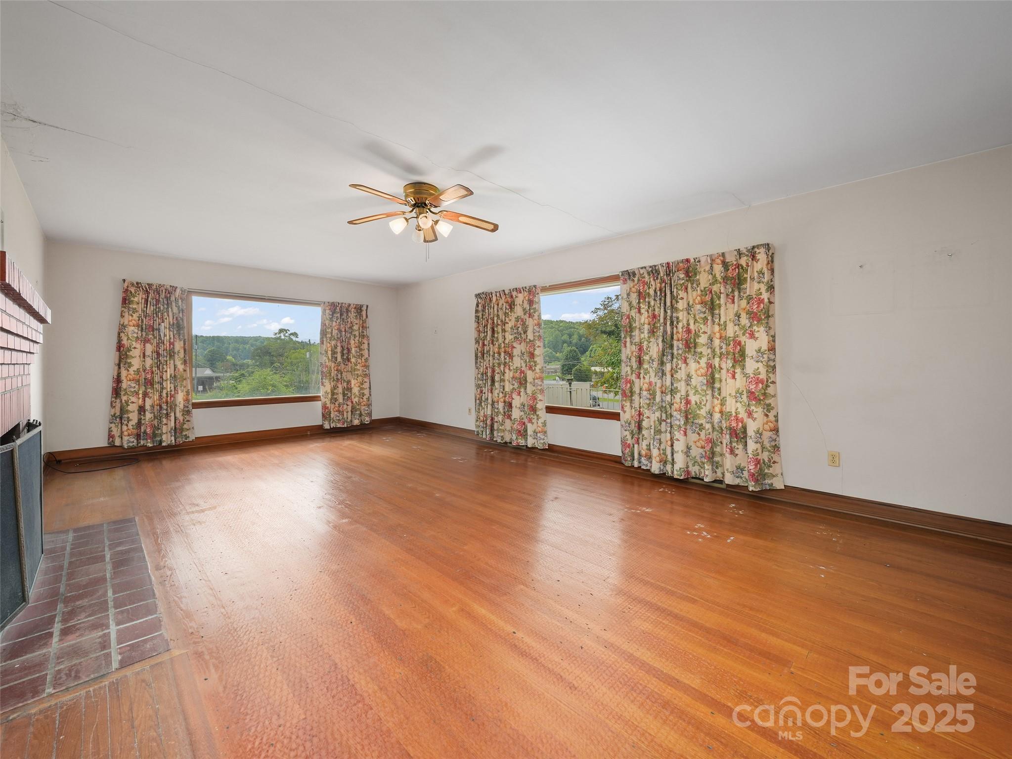 5 Noland Downs Road Property Photo 7