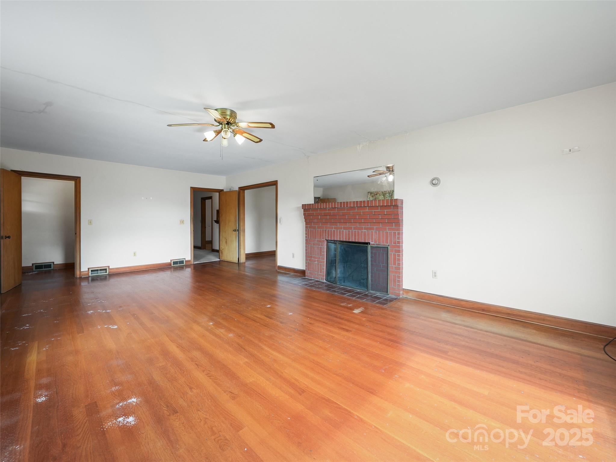 5 Noland Downs Road Property Photo 8